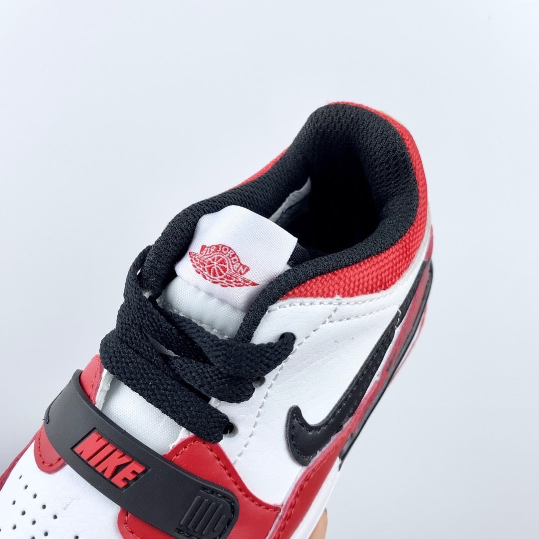 Chaussures Air Jordan Legacy 312 basses rouge cerise