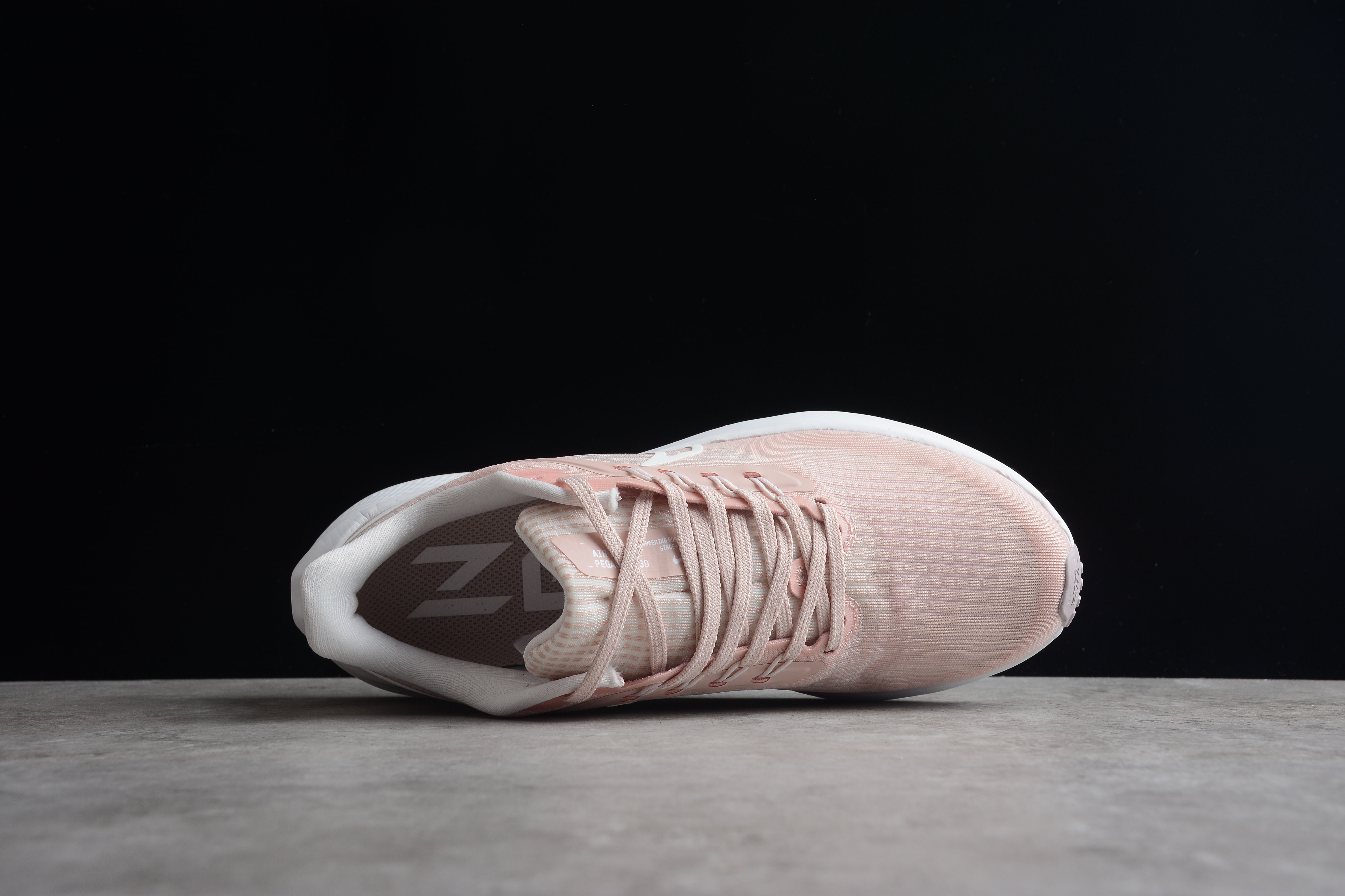 Nike pegasus pink