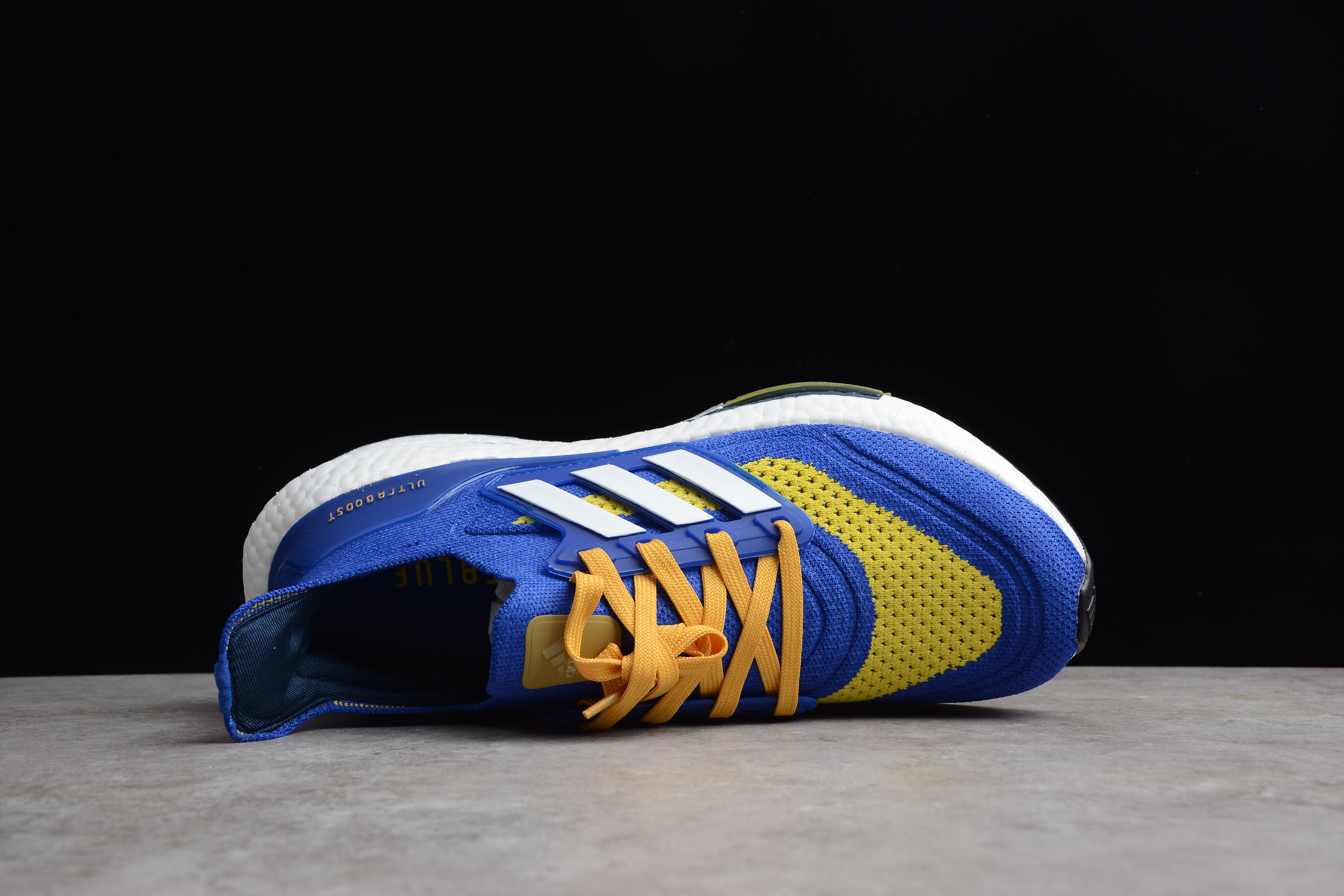Adidas ultra boost Royal blue shoes