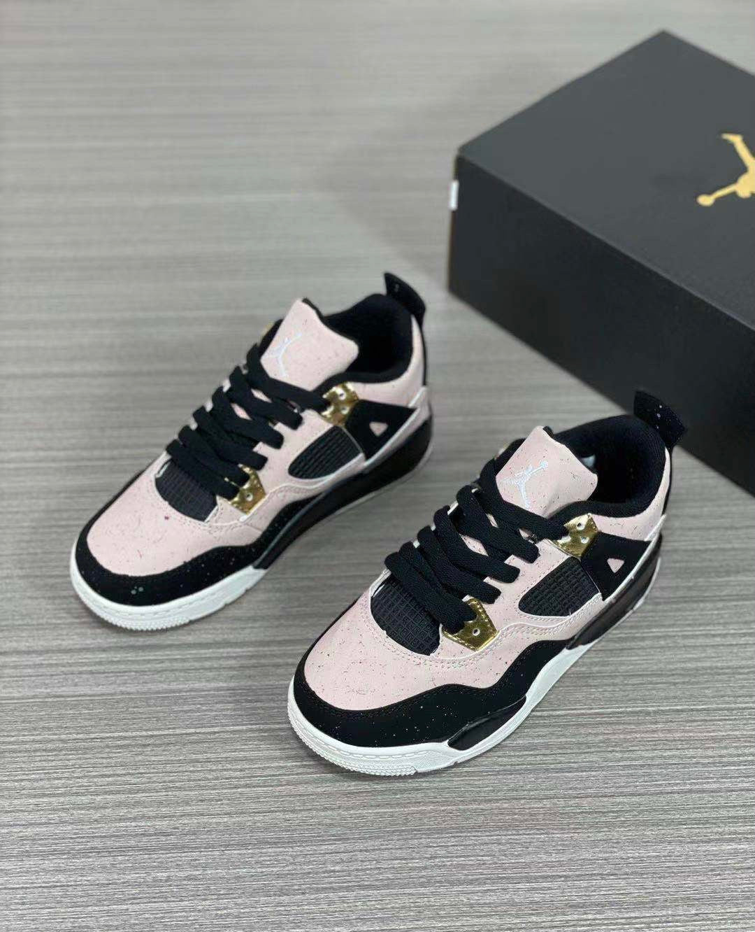 Nike air jordan 4 splatter shoes