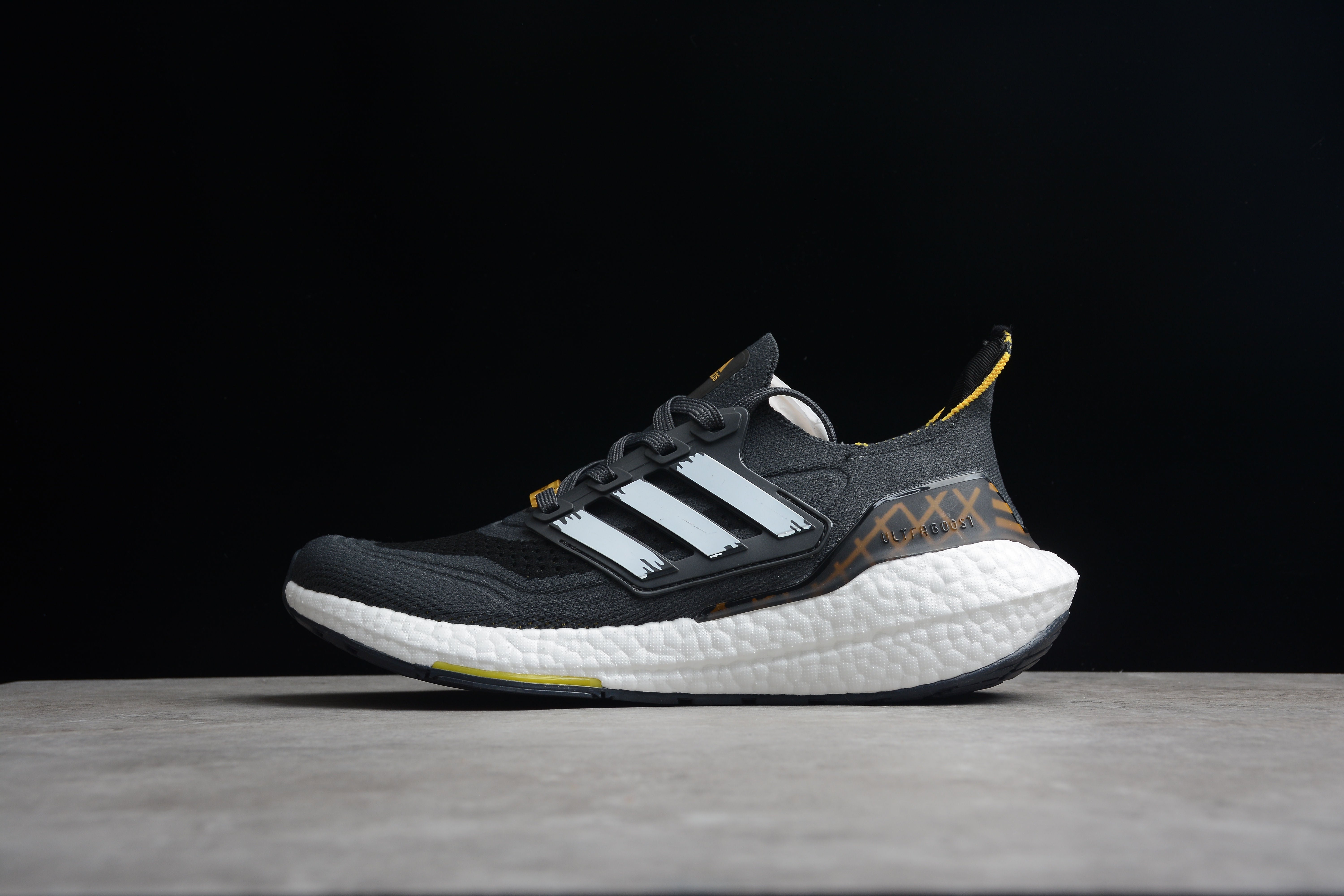 Chaussures Adidas Ultraboost Noir Orange