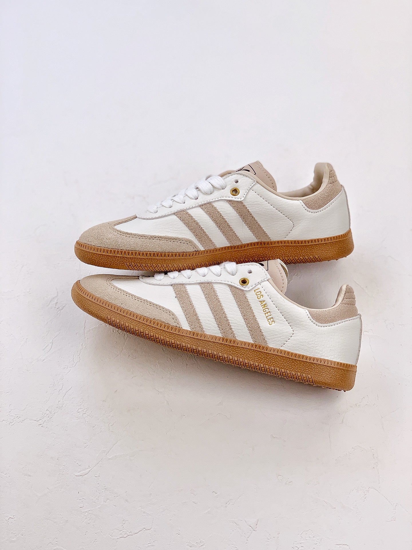 Adidas samba 2 beige shoes