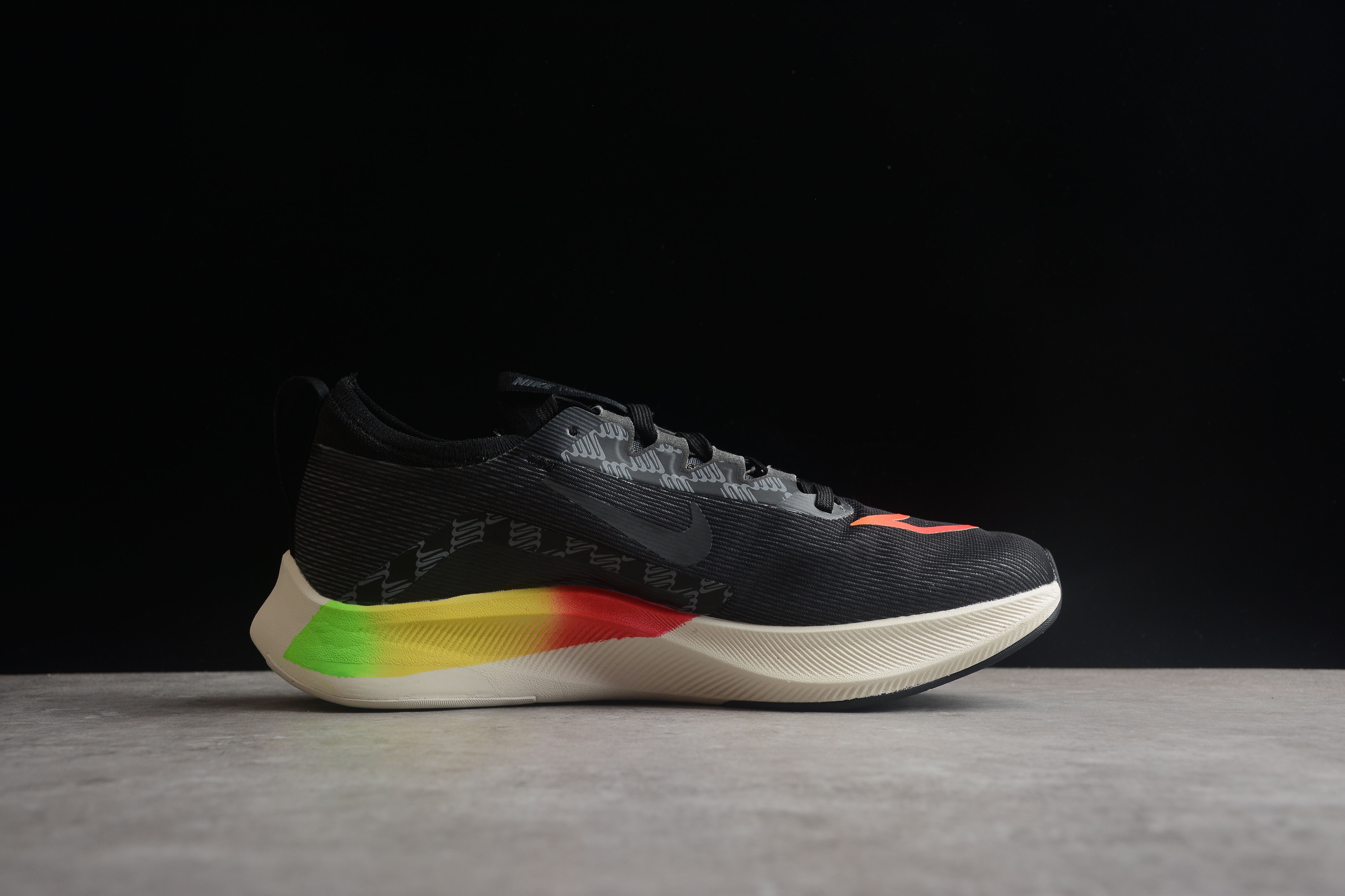 NK zoom Fly 5 black afro