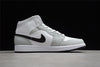 Air jordan mid light grey