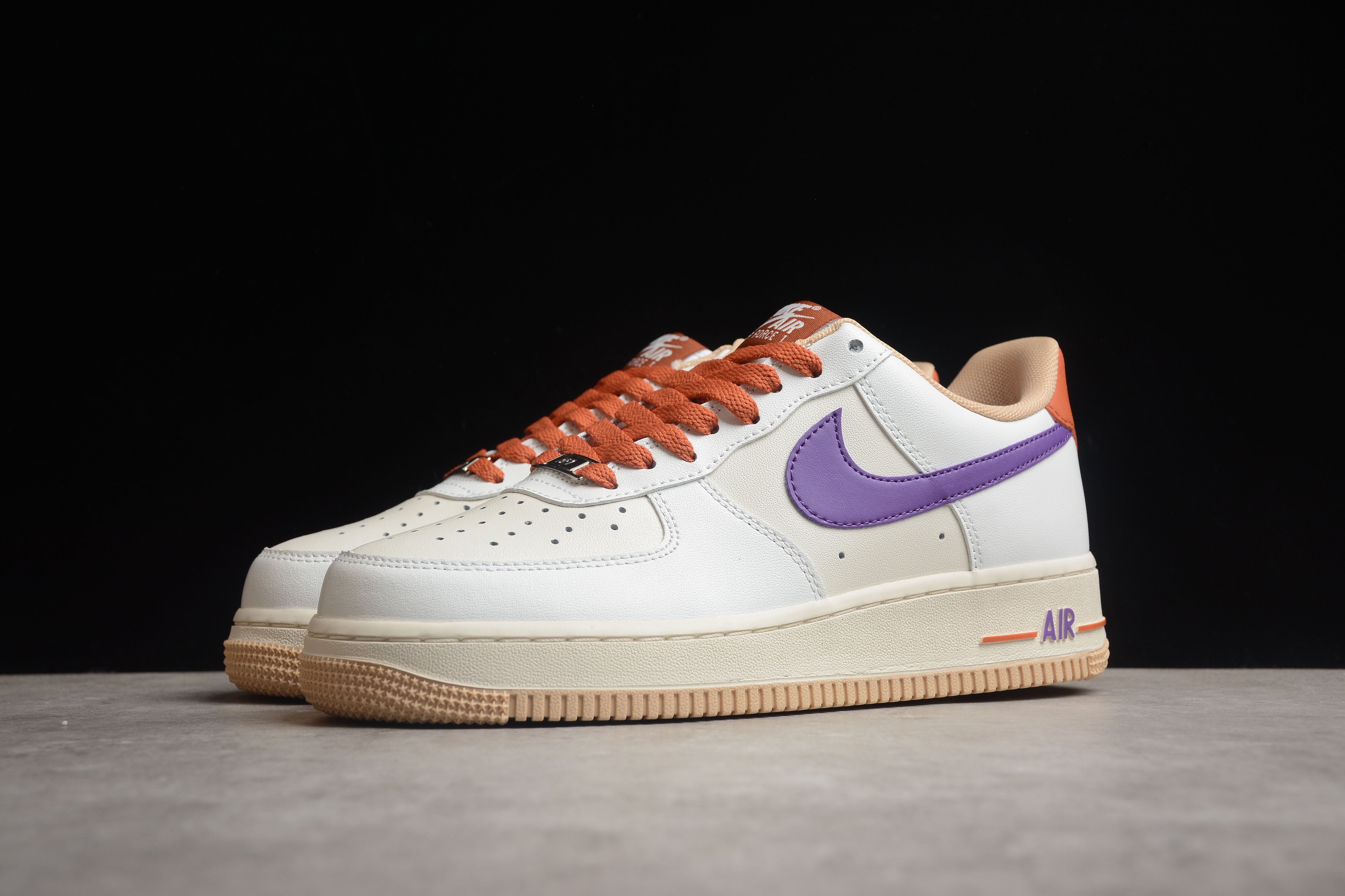 Nike airforce A1 caramel shoes