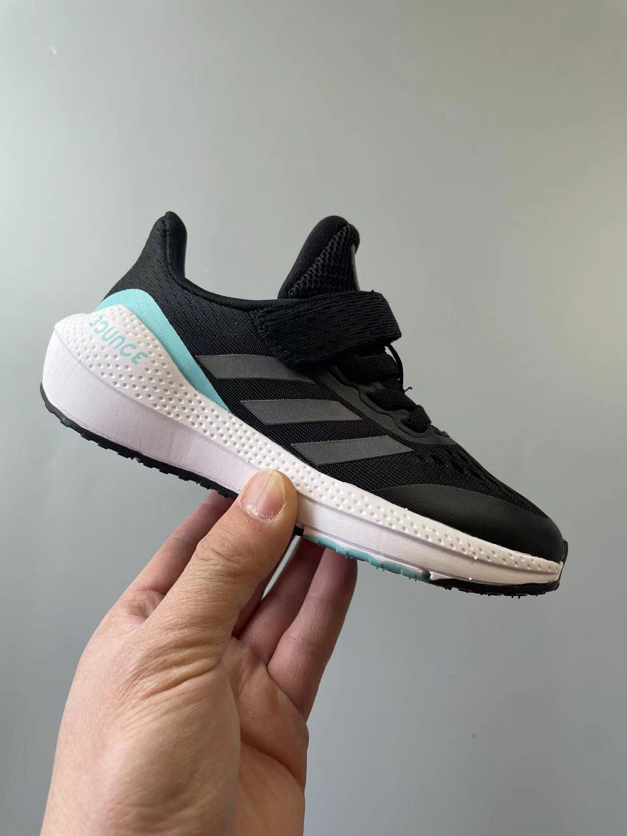 Adidas ultraboost black/aqua