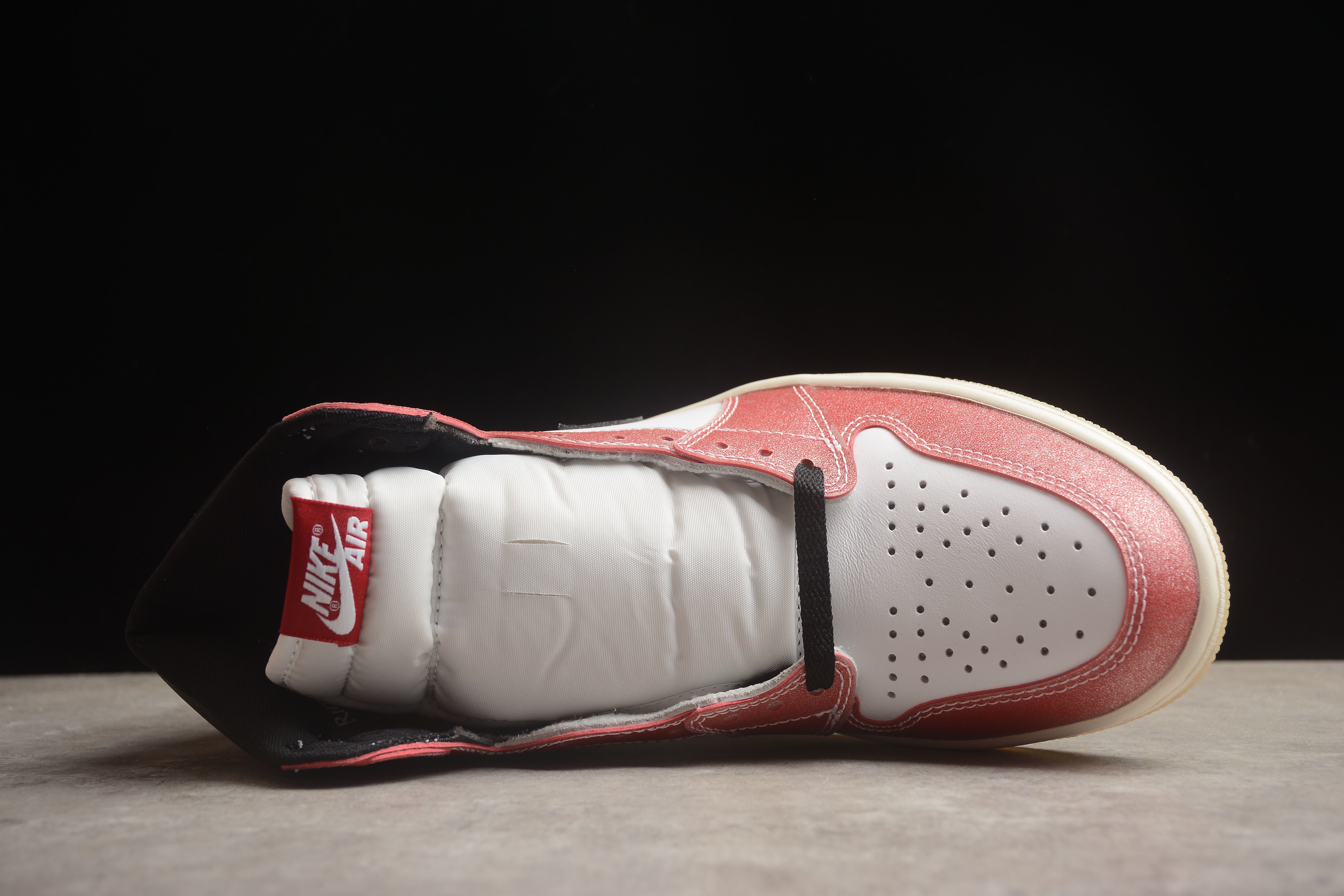 Air jordan mid rock star