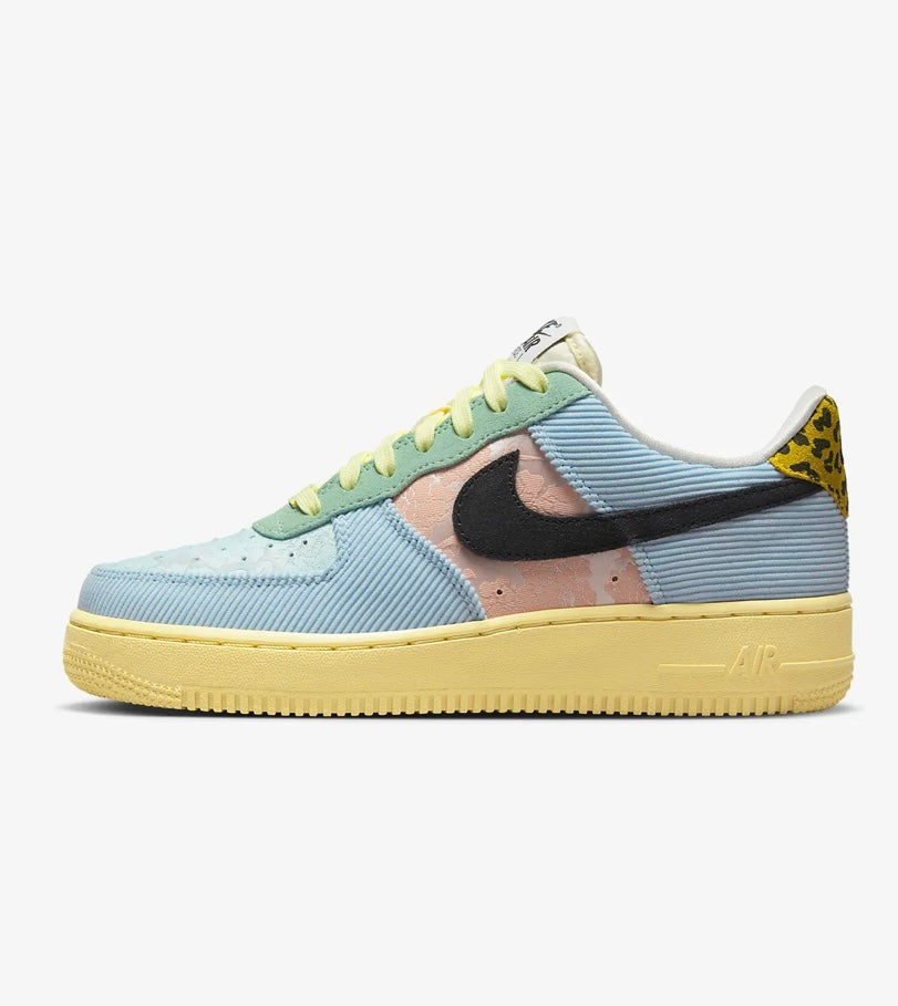 Chaussures Nike Airforce A1 multicolores