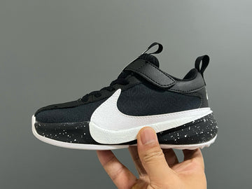 Nike air jordan retro rouge blanc bleu chaussures