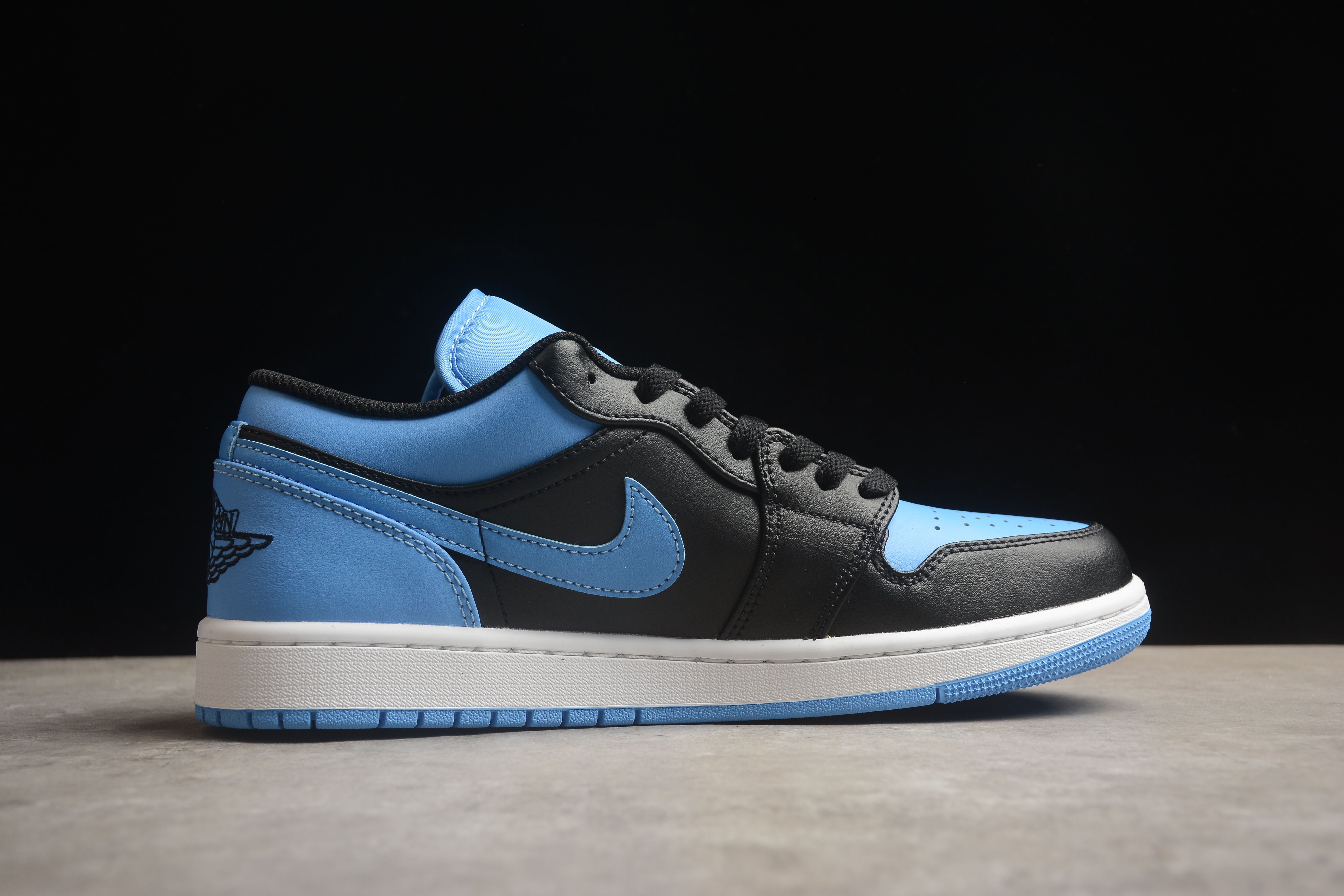Air jordan low 1 blue/black