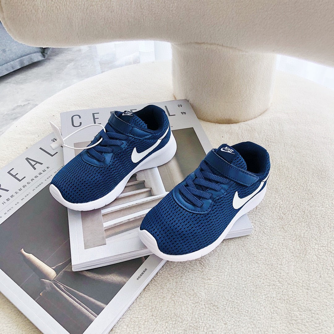 Nike running navy blue shoes