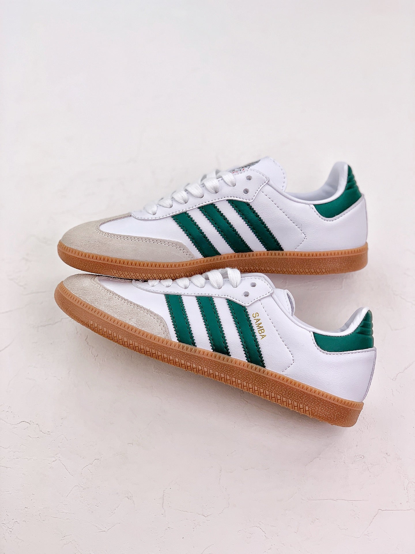 Adidas samba shiny green shoes