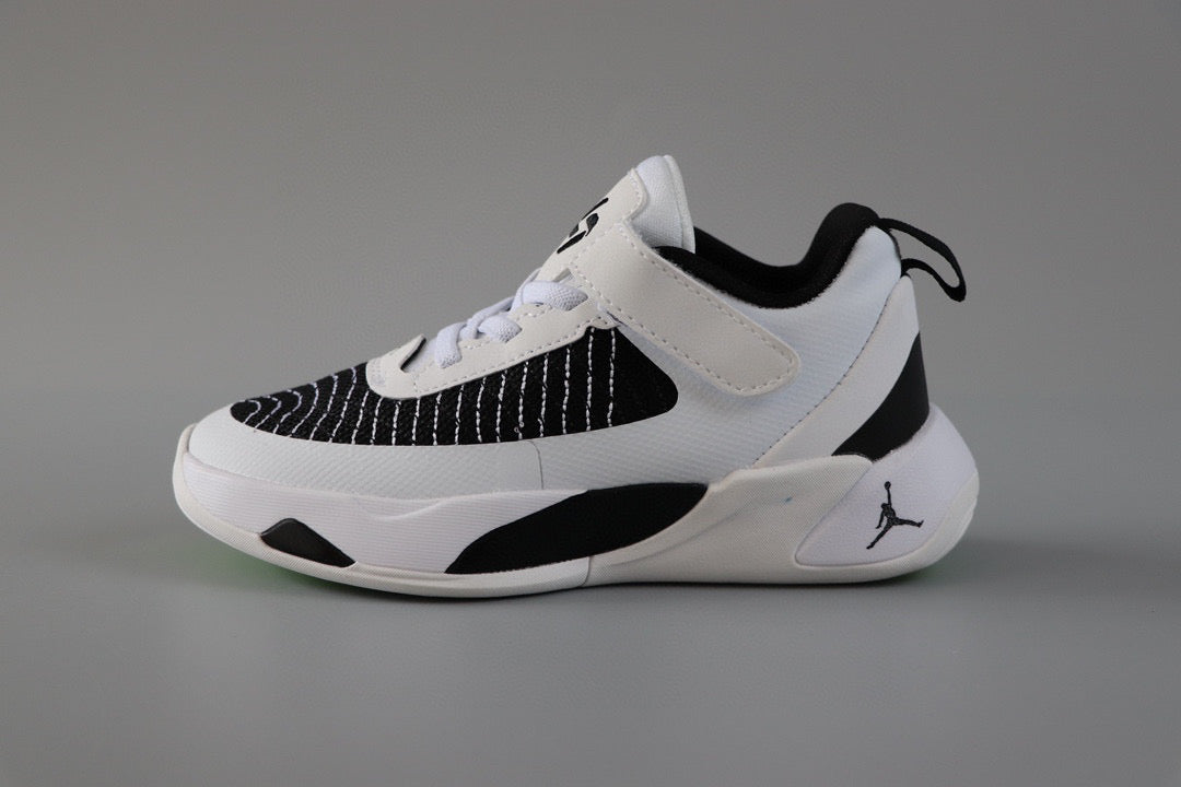 Nike air jordan retro white black yellow shoes