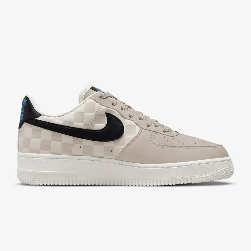 Chaussures Nike Air Force A1 beiges