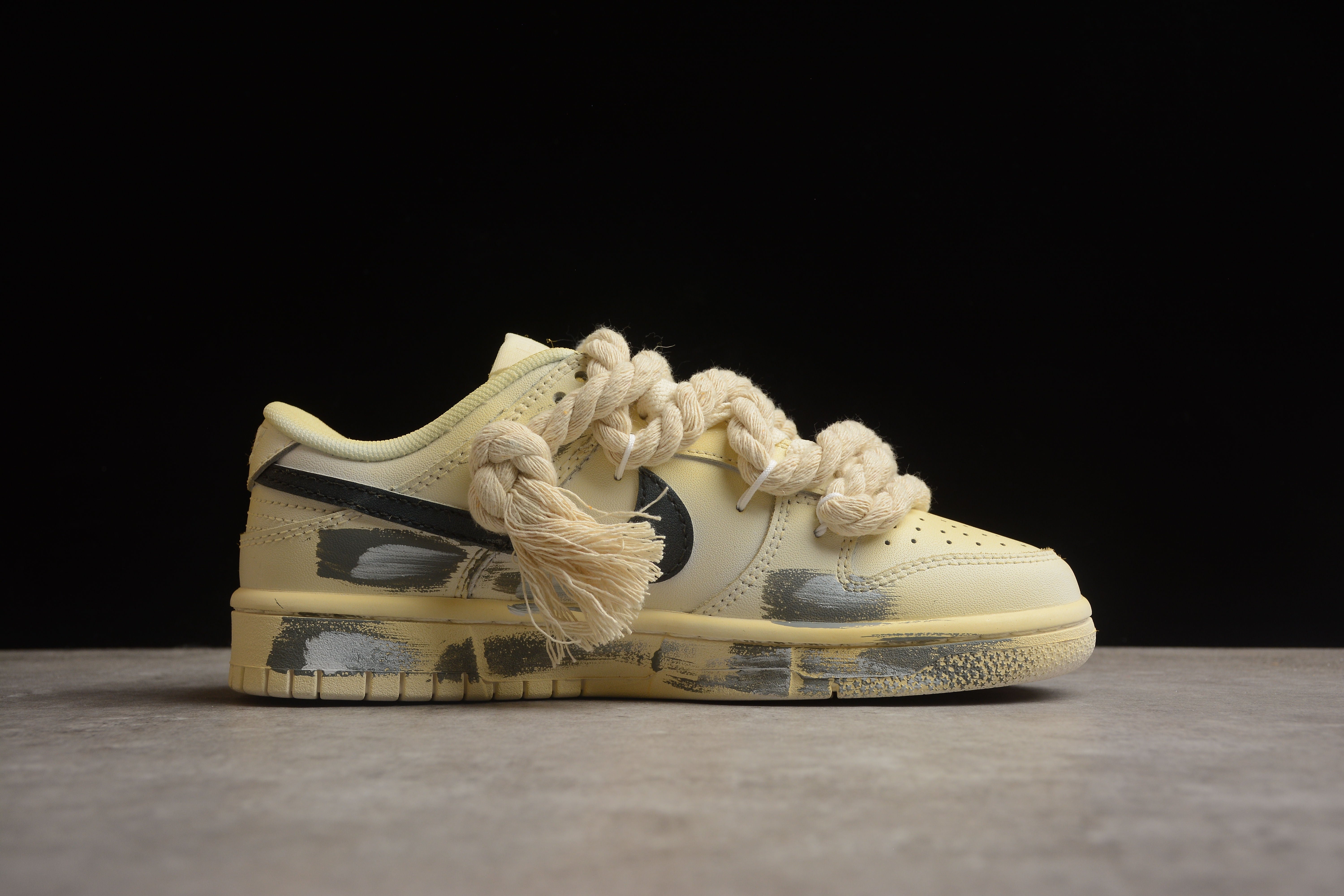 Nike SB Dunk Low Whitesail Chaussures