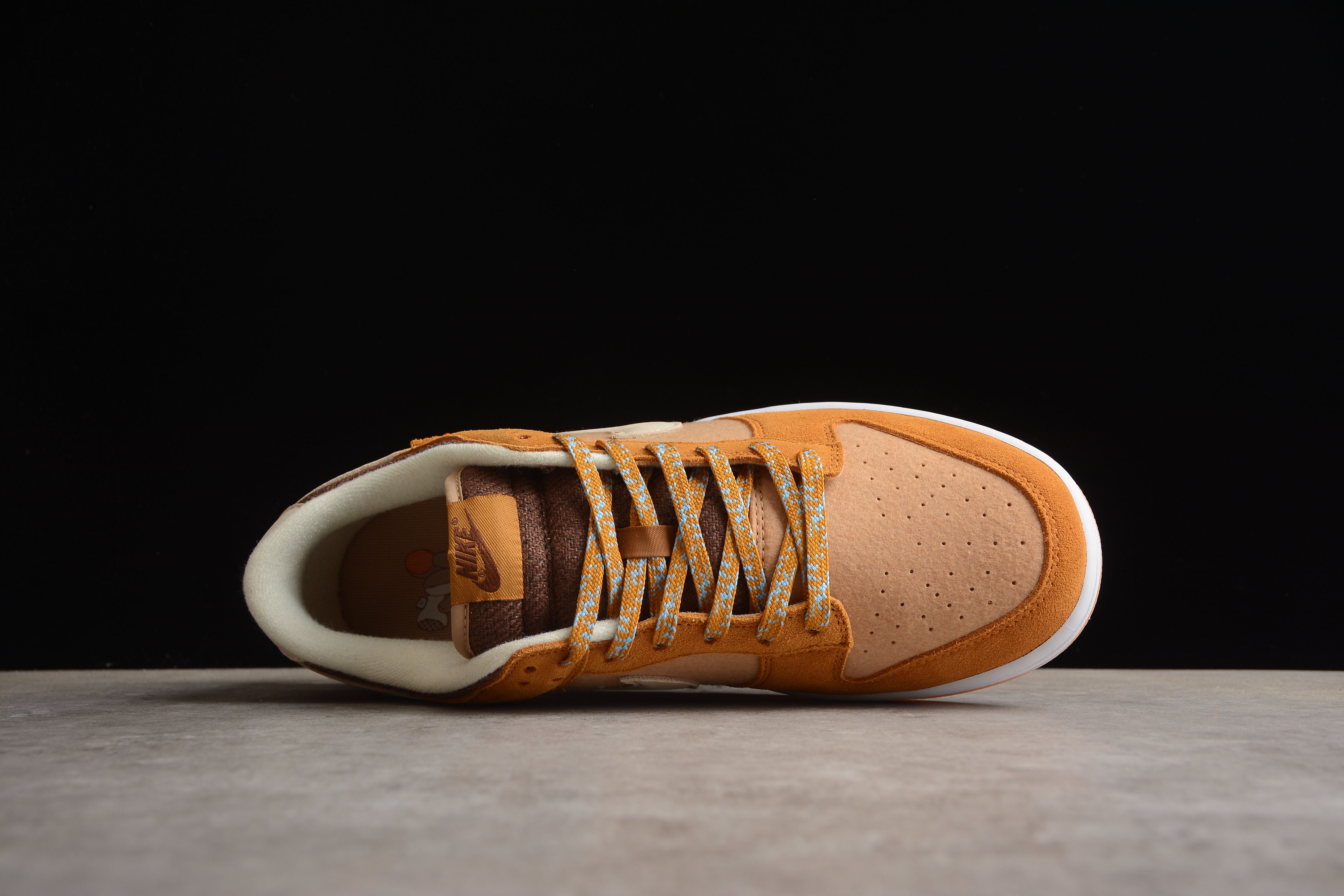 Nike SB dunk low camel shoes