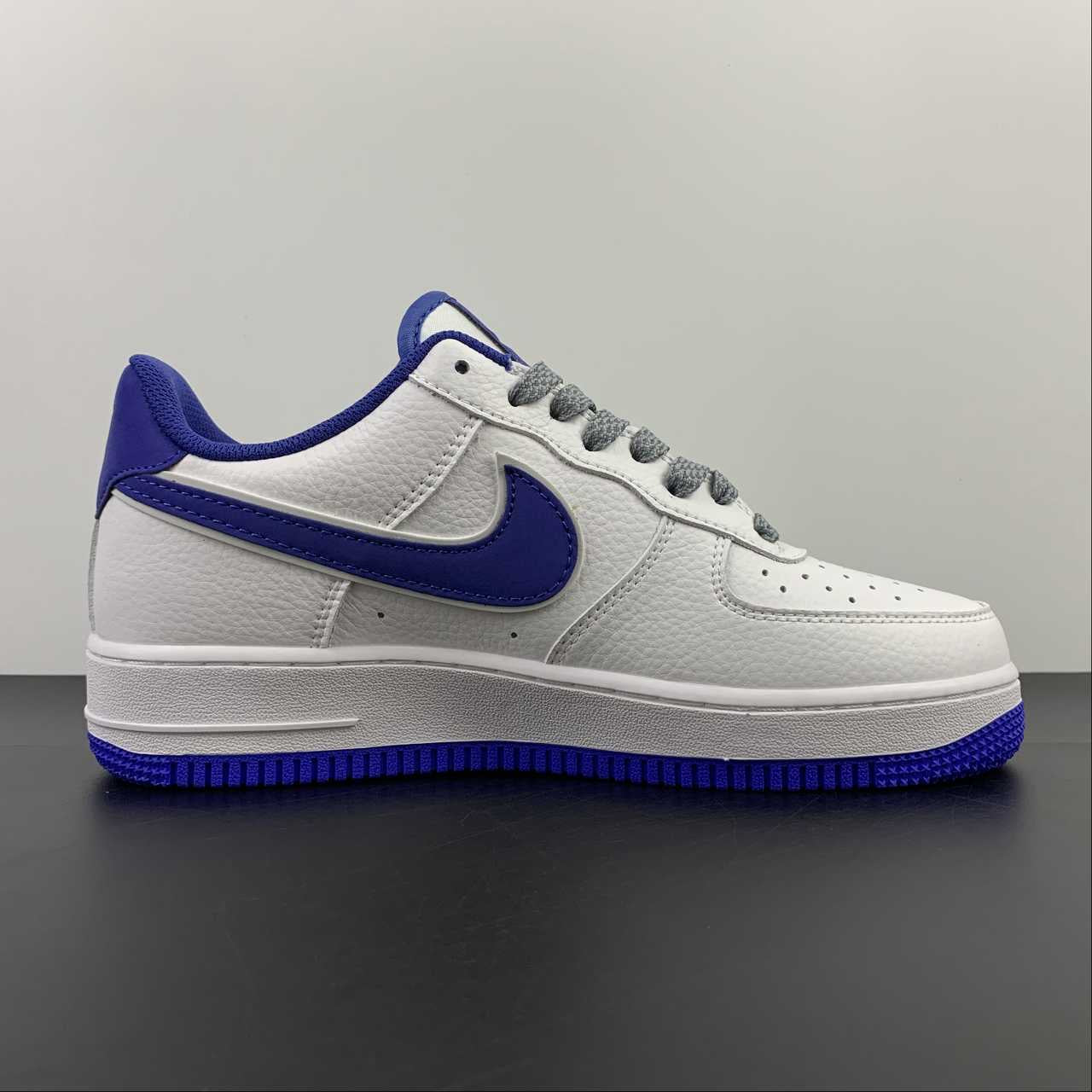 Nike airforce A1 royal blue shoes