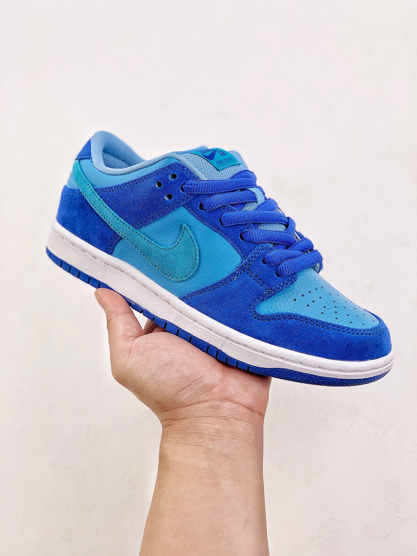 Nike SB Dunk Low  "Double blue "