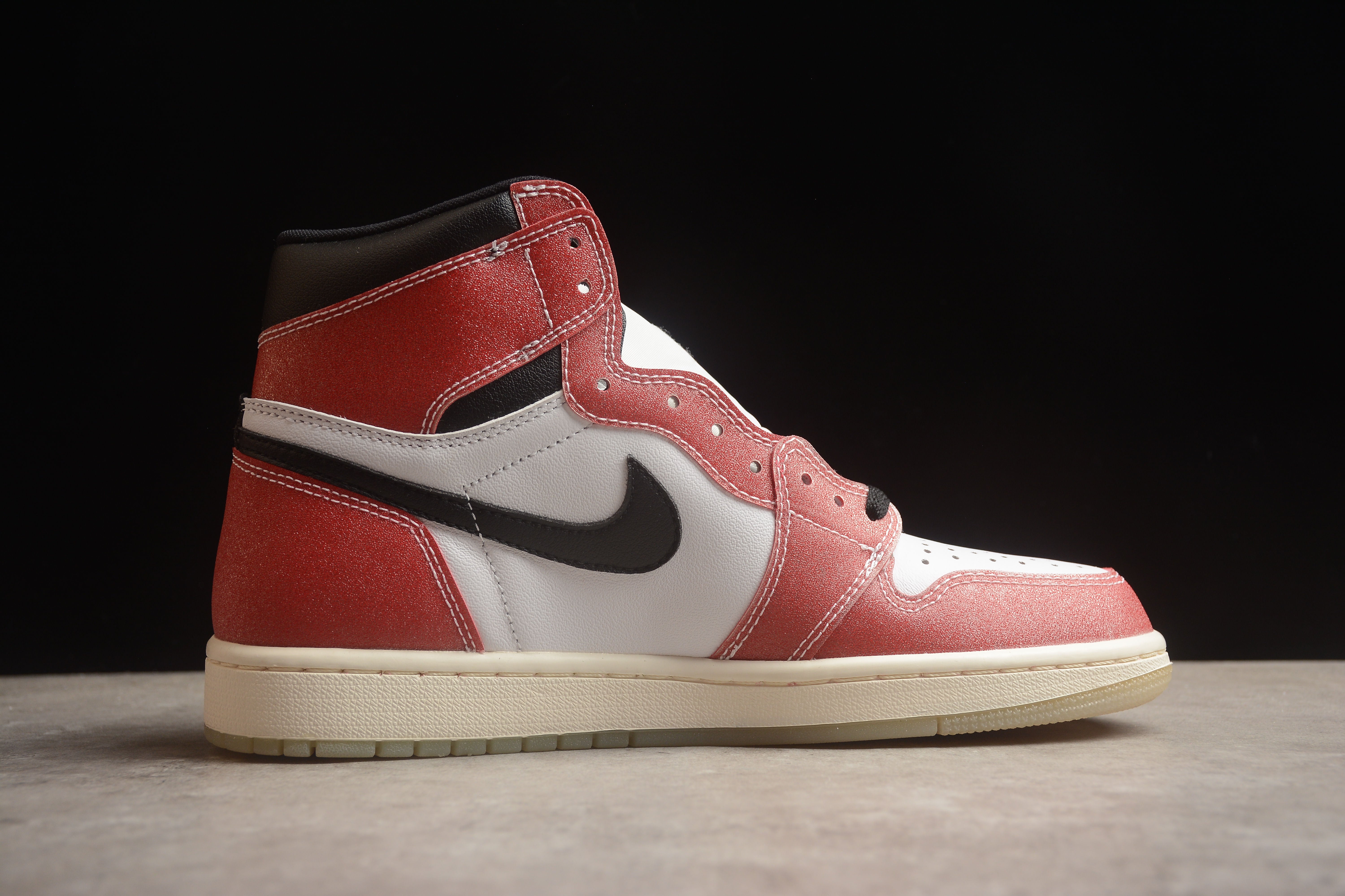 Air jordan mid rock star