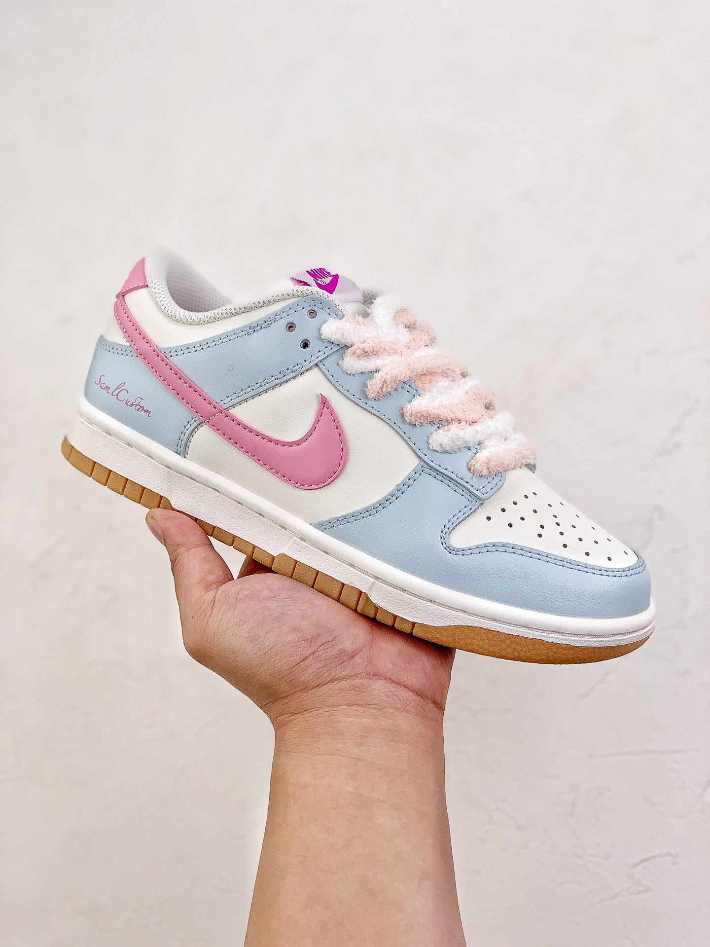 NIKE DUNK SB LOW "light blue pink "