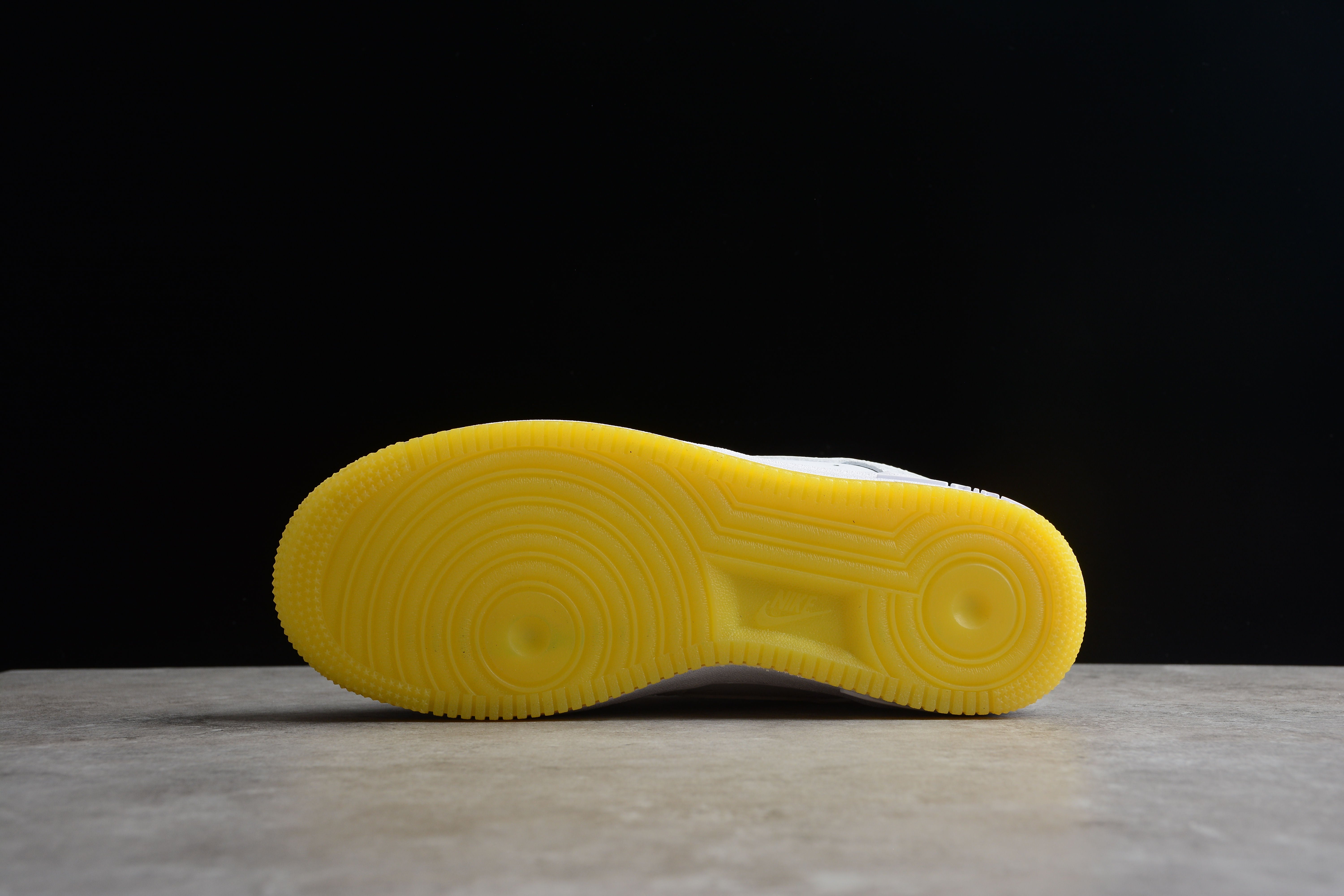 Nike airforce A1 full daisy shoes