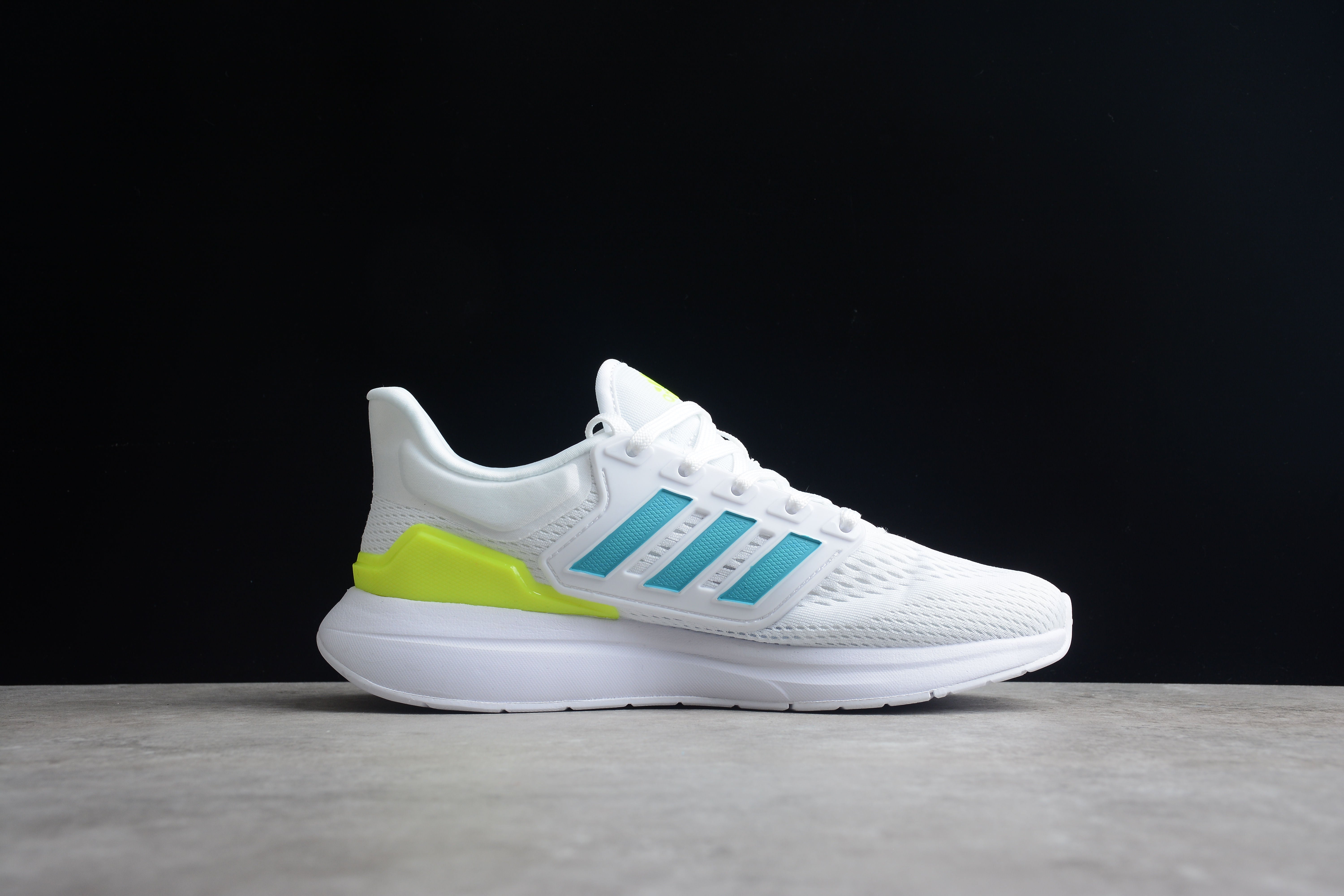 Adidas EQ21 RUN white/purple/blue/yellow