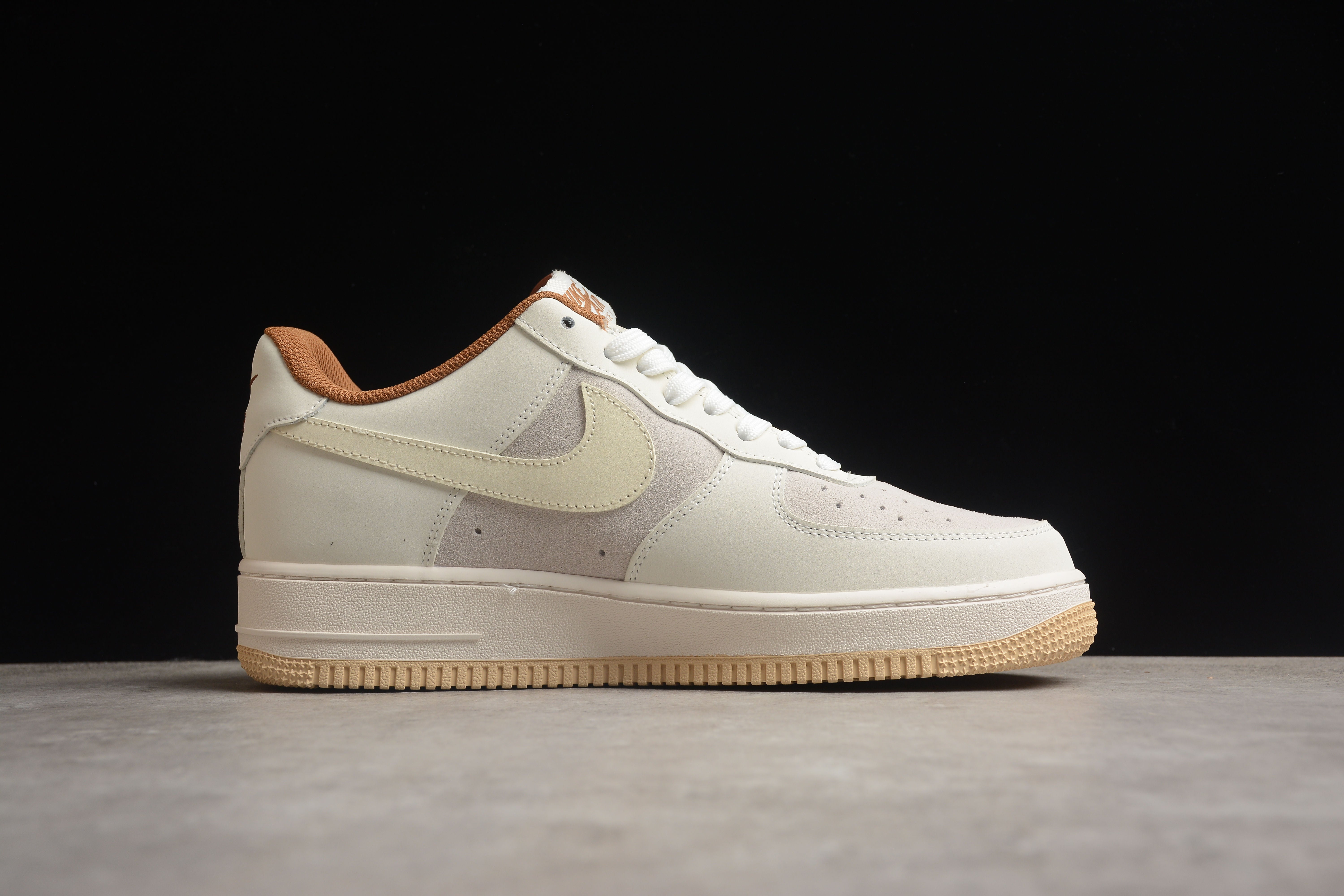 Nike airforce A1 full beige shoes
