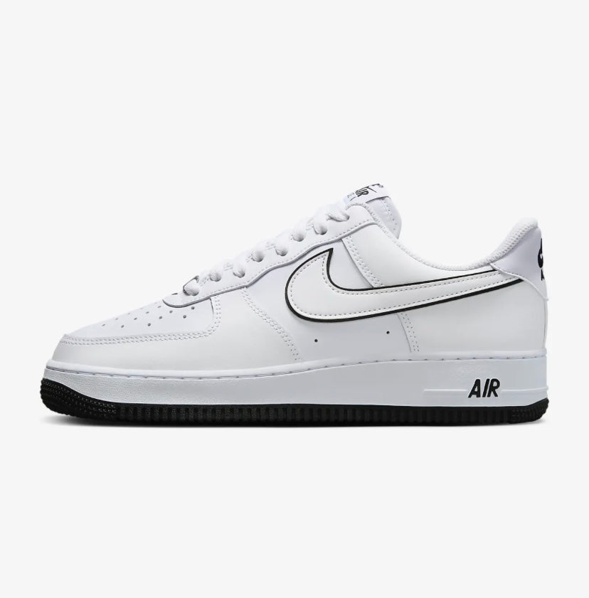 Nike airforce A1 chaussures noires et blanches