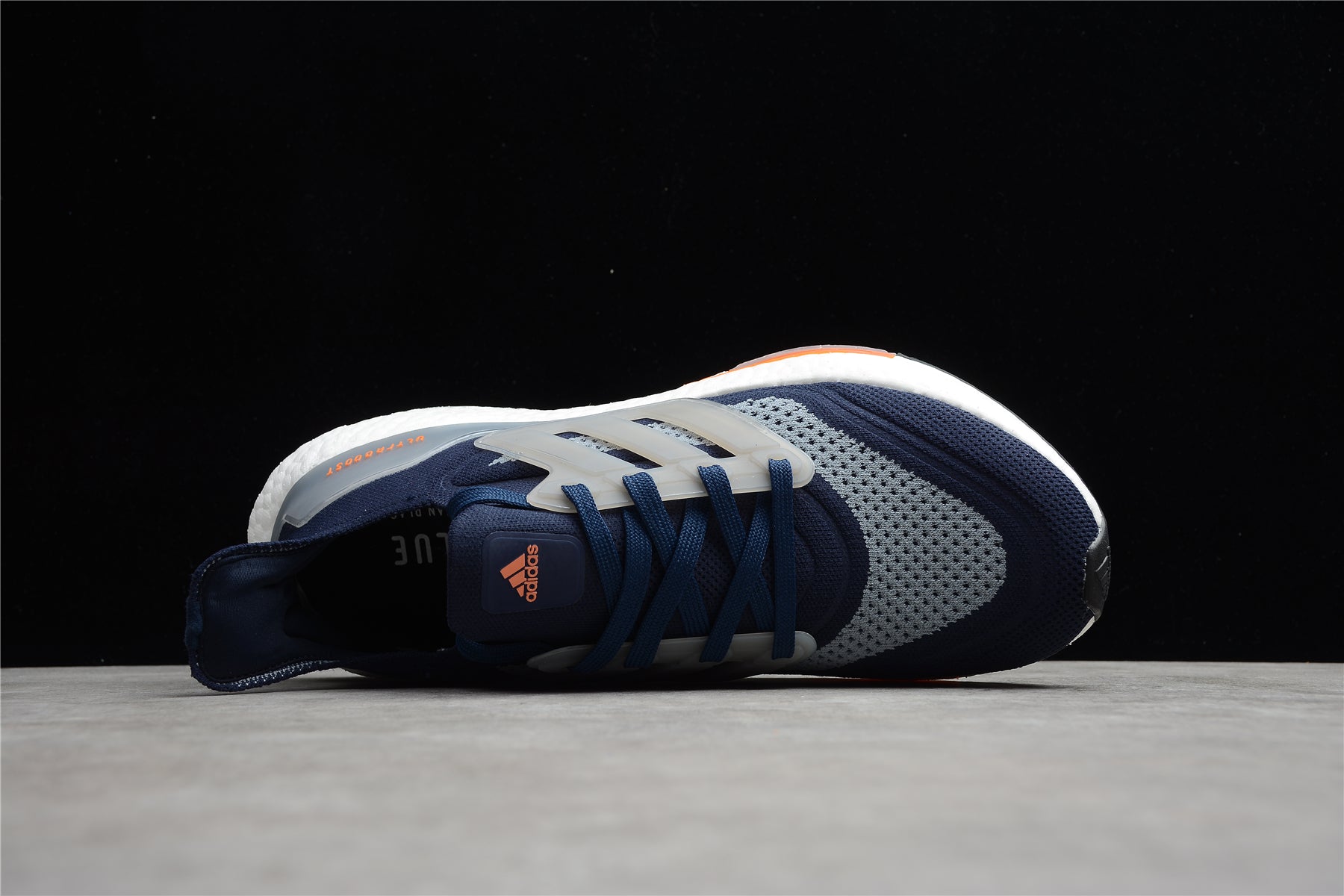 Chaussures Adidas ultraboost bleu marine/orange