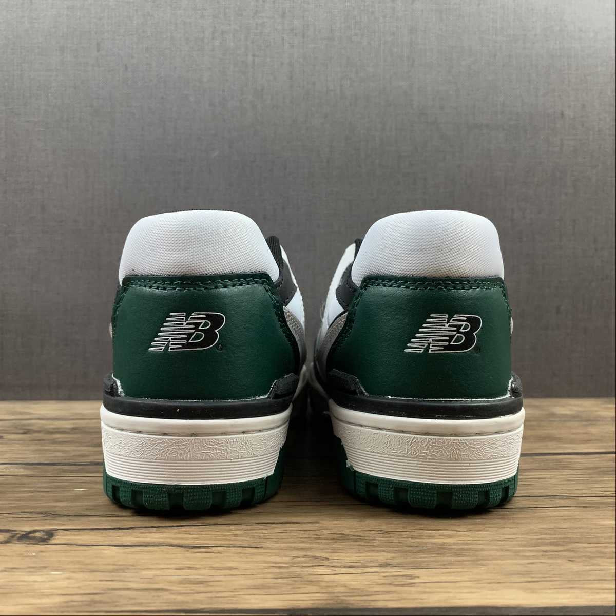 NB 550 green/black shoes