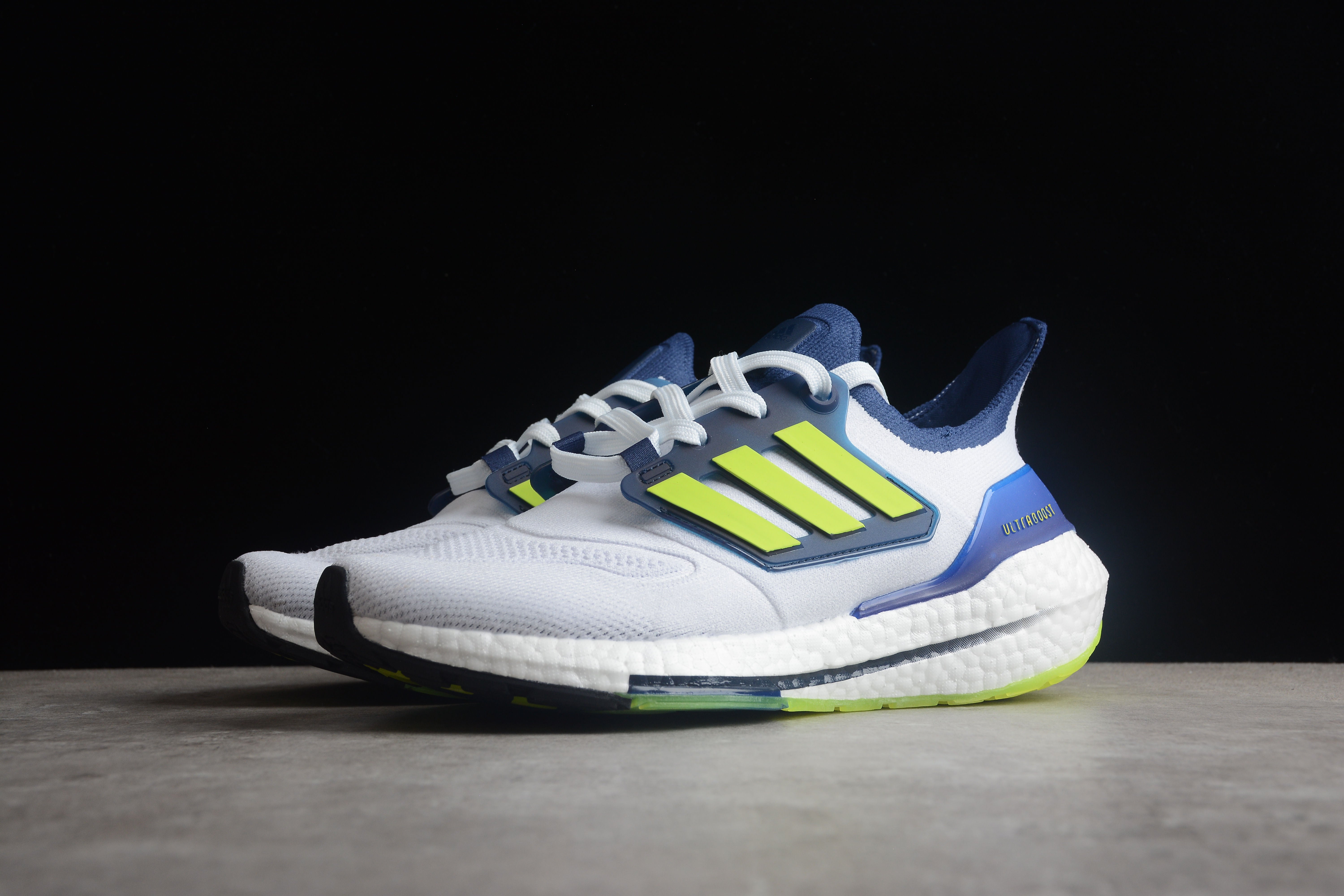Adidas ultraboost white/yellow /blue shoes