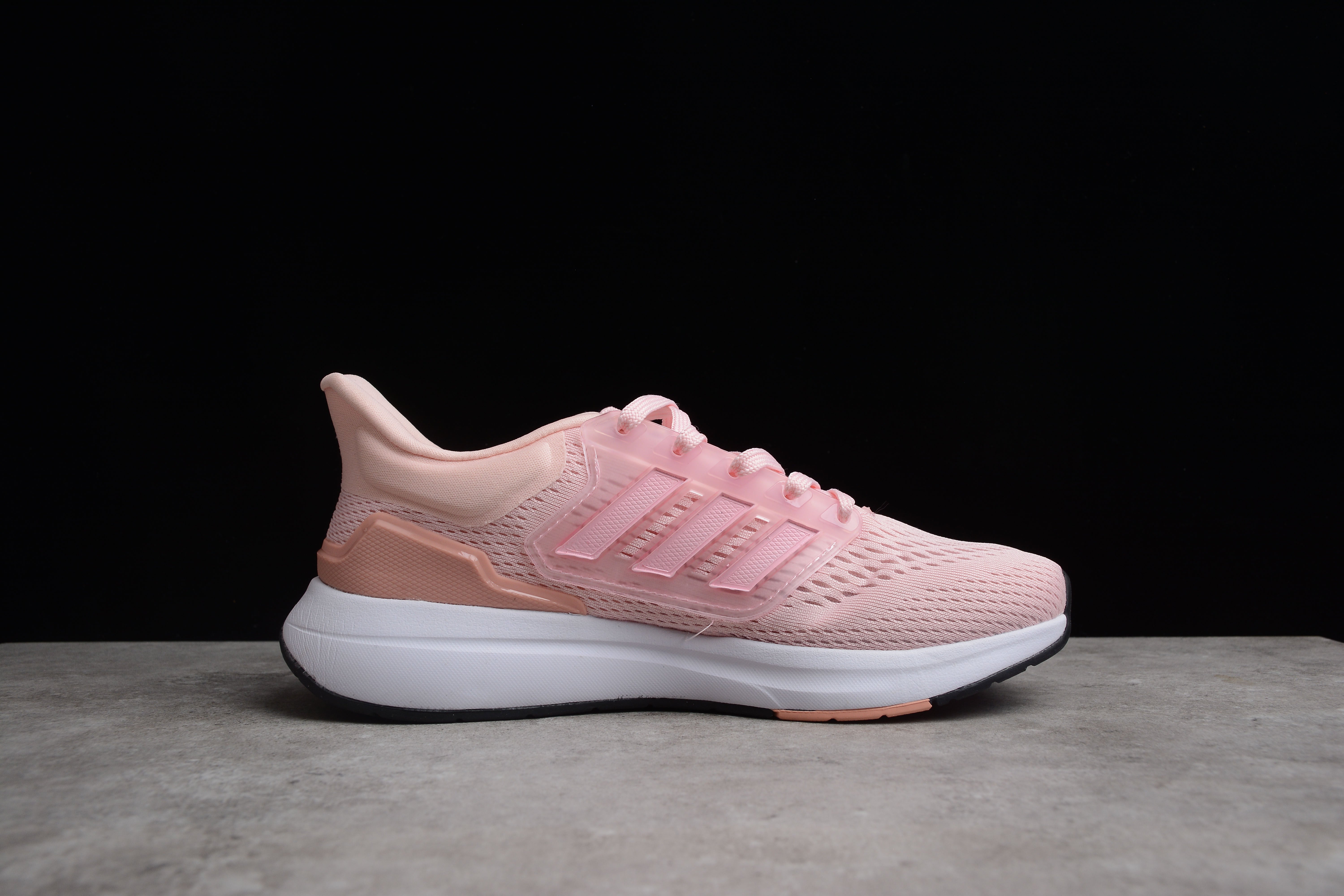Adidas EQ21 RUN pink