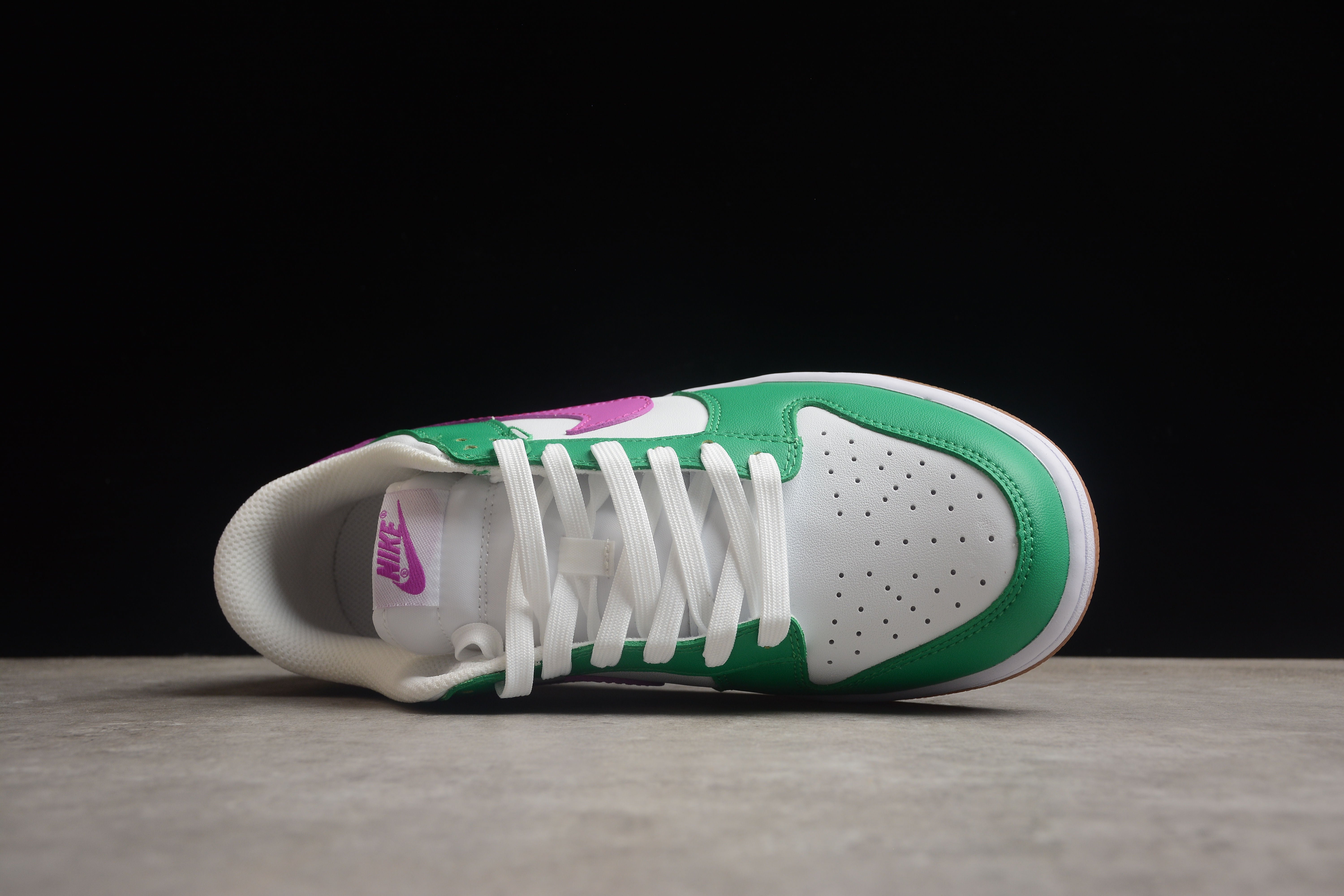 Nike SB dunk low green purple shoes