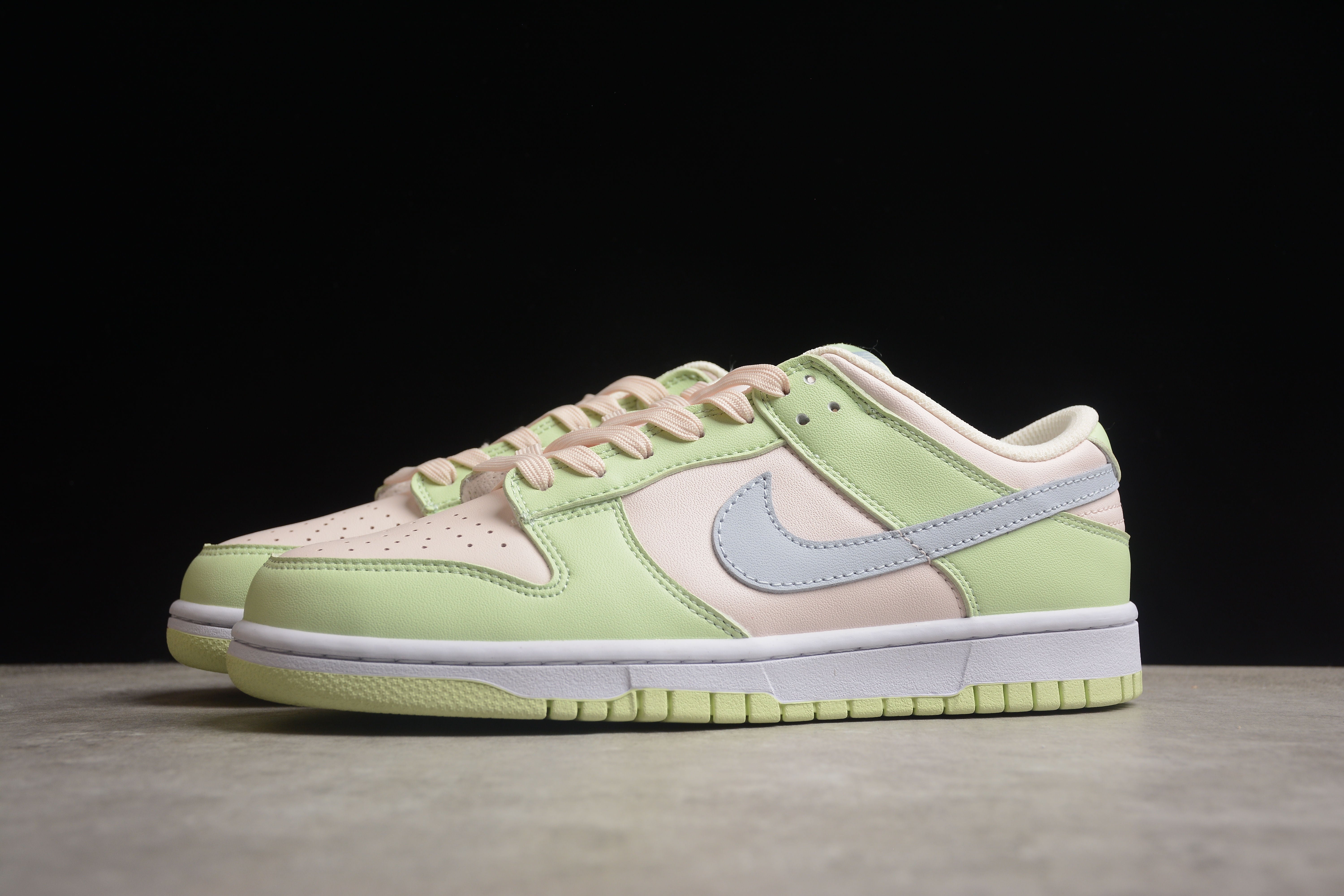 Nike SB dunk low ice cream shoes