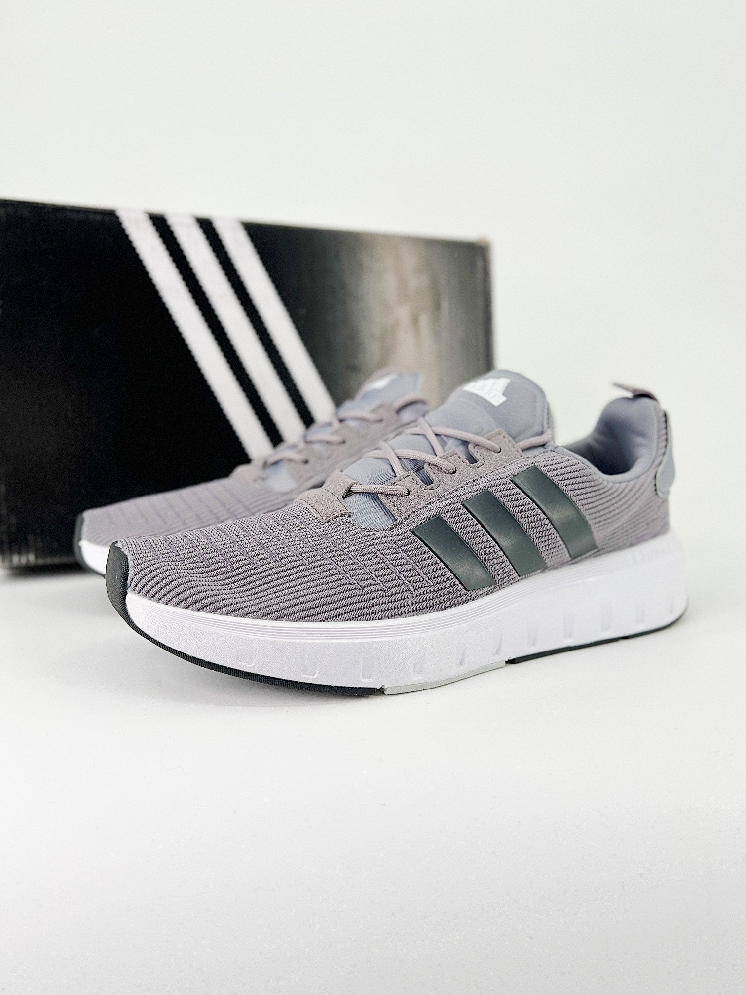 Adidas RUN swift X gray