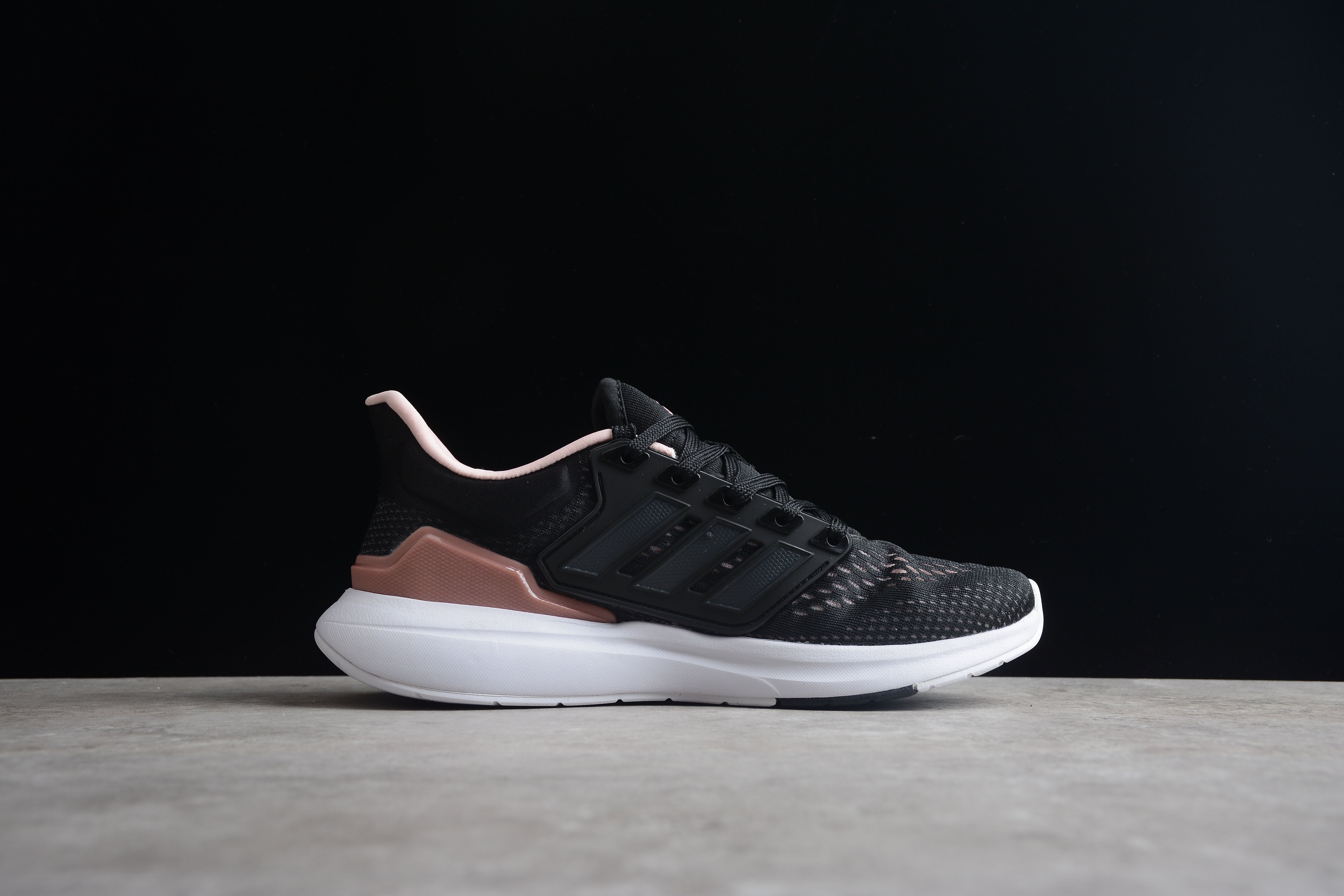 Adidas EQ21 RUN black and pink