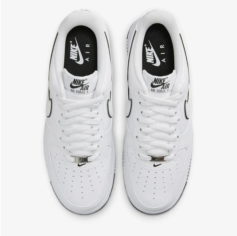 Nike airforce A1 chaussures noires et blanches
