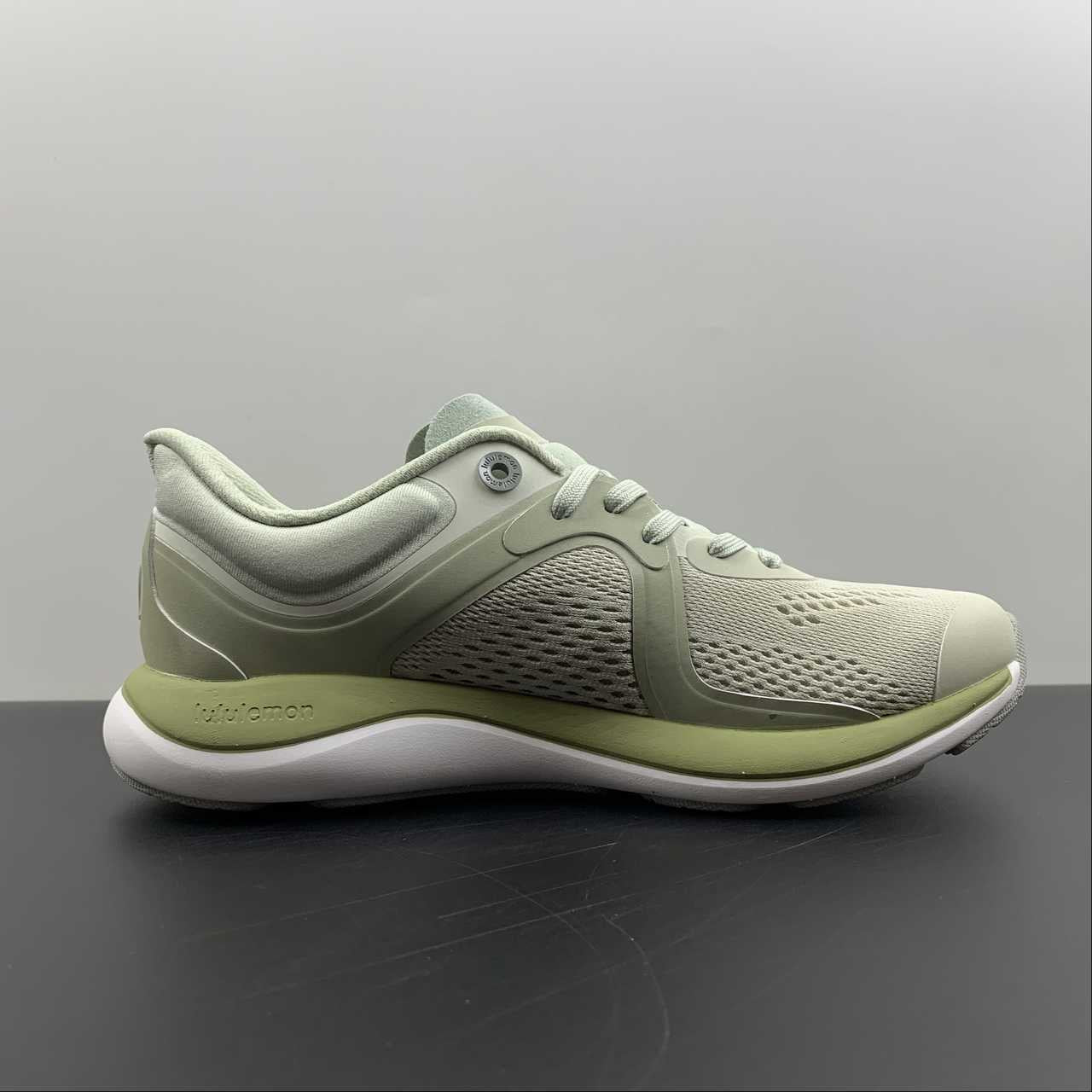 Lululemon green shoes