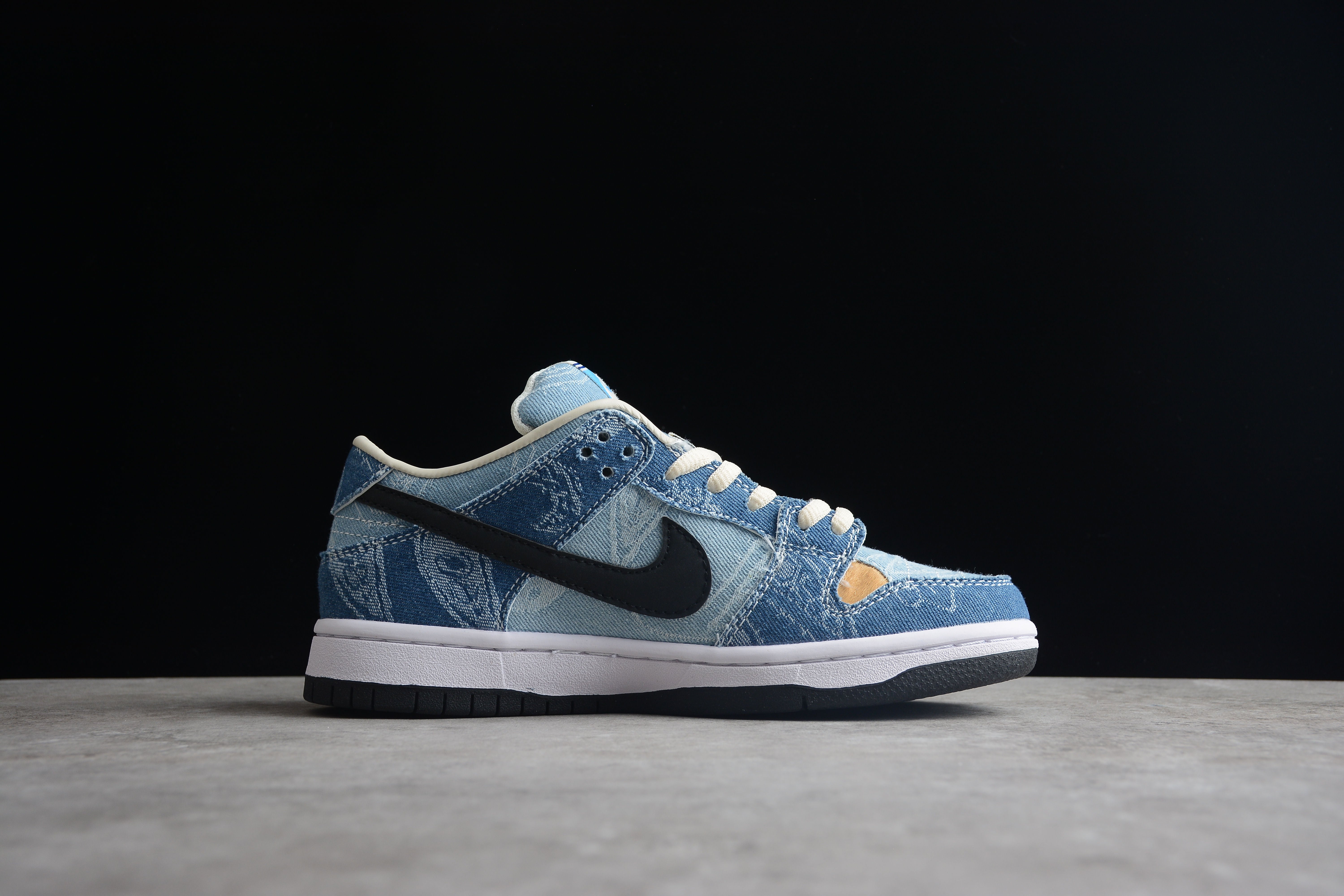 Nike SB dunk low  goch shoes