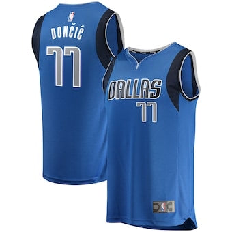 Maillot bleu des Dallas Mavericks