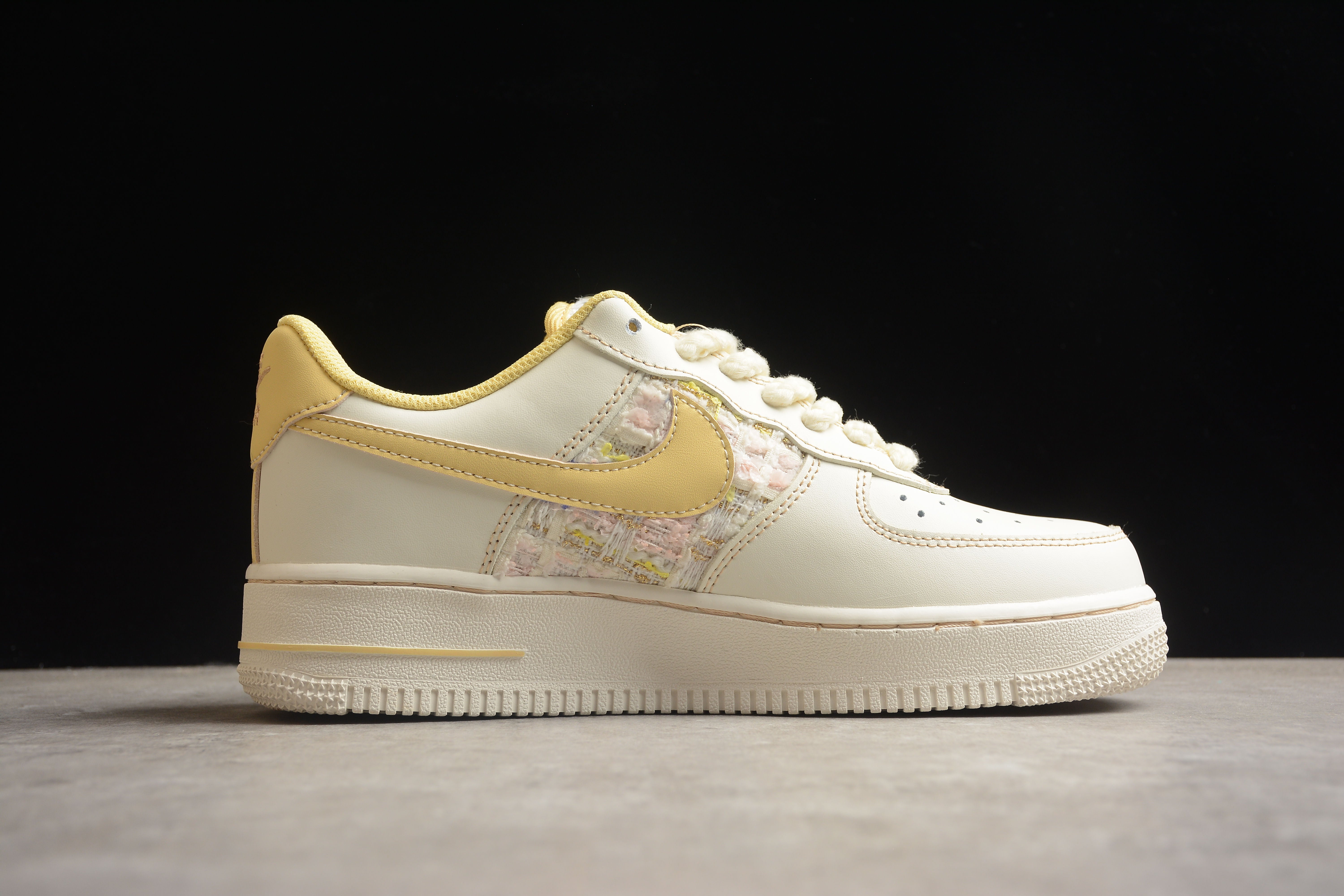 Nike airforce A1 vanilla shoes