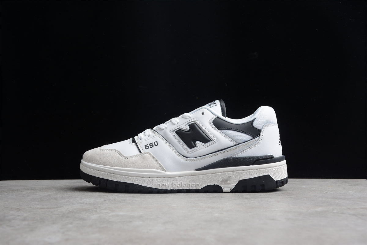NB 550 black shoes