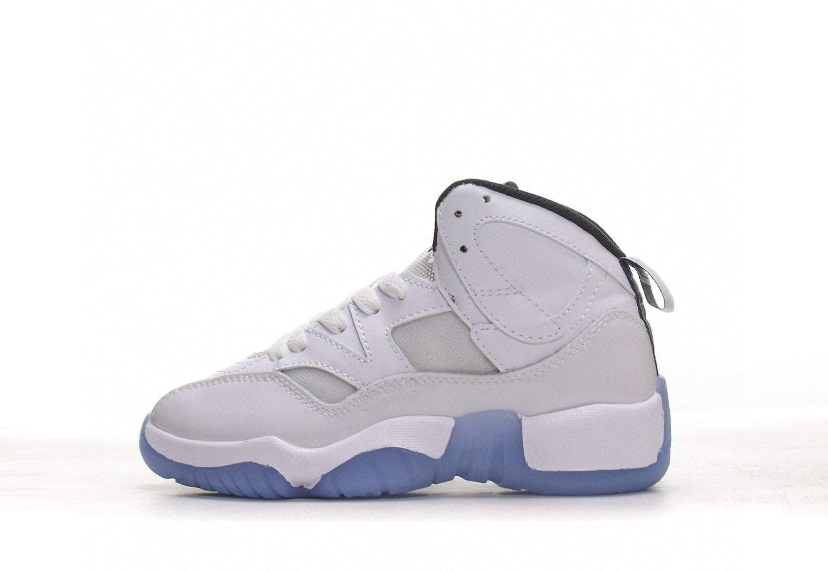 Nike air jordan rétro chaussures blanches