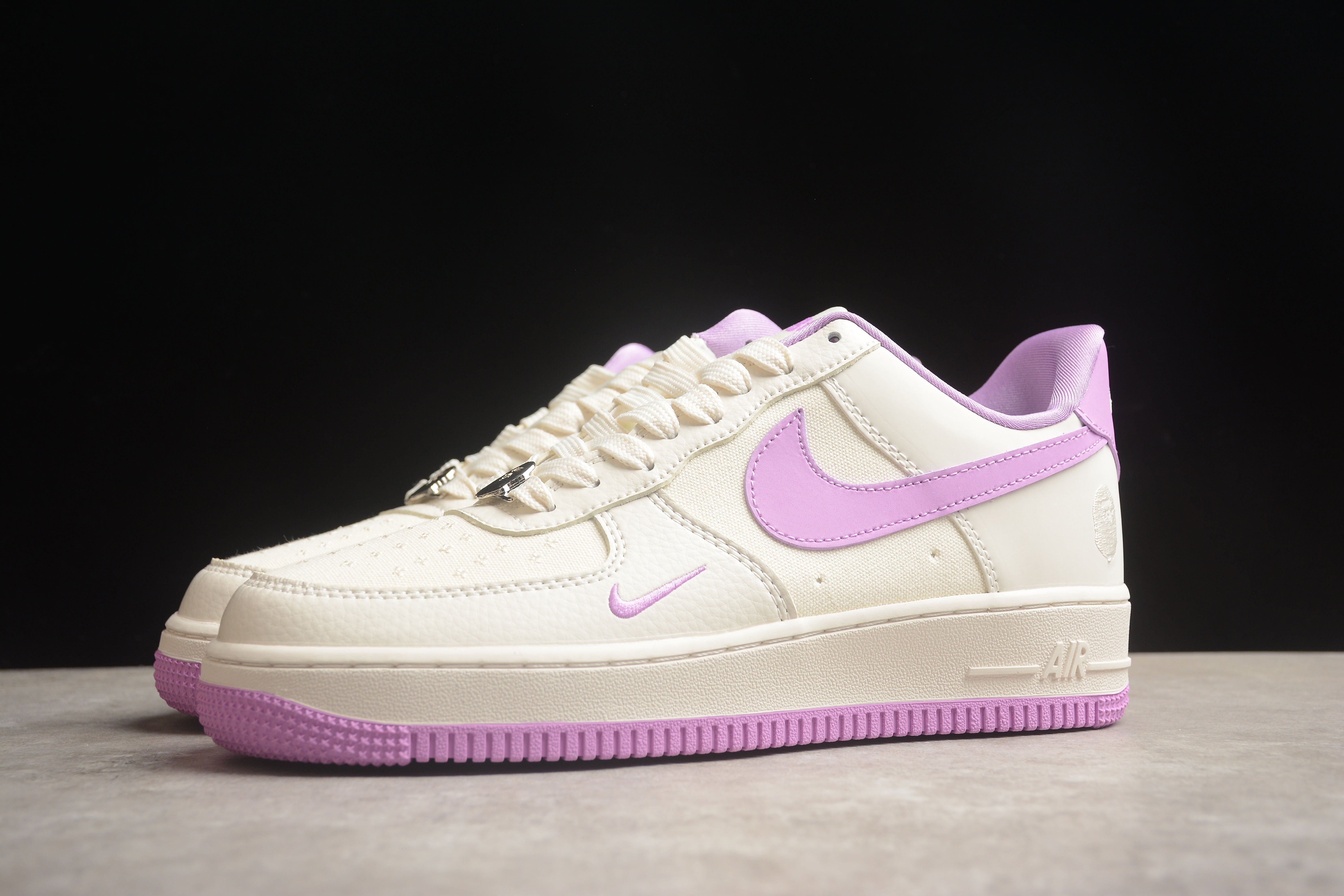 Nike airforce A1 purple shoes