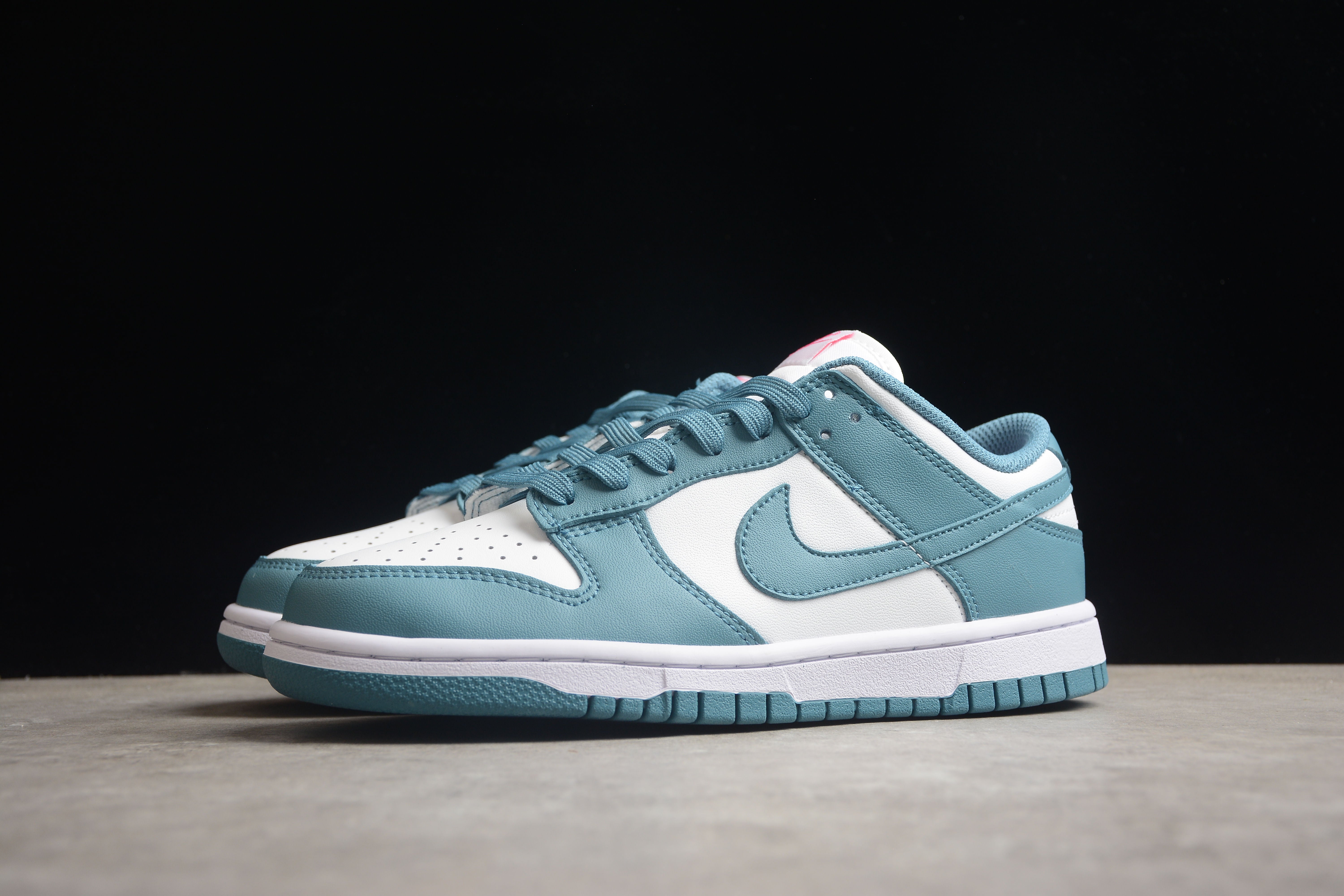 Nike SB dunk low south beach shoes