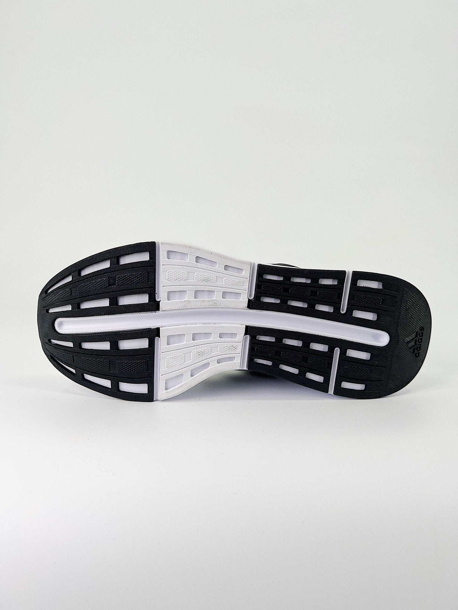 Adidas RUN swift X black/white