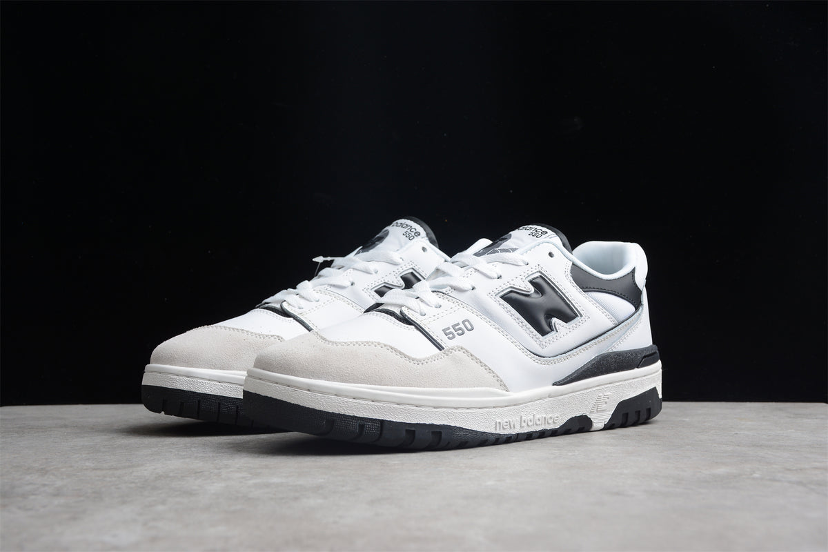 NB 550 black shoes