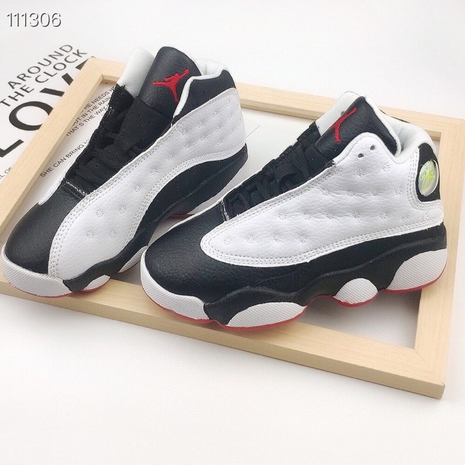 Chaussures Air Jordan 13 Retro BP noir et blanc / rouge