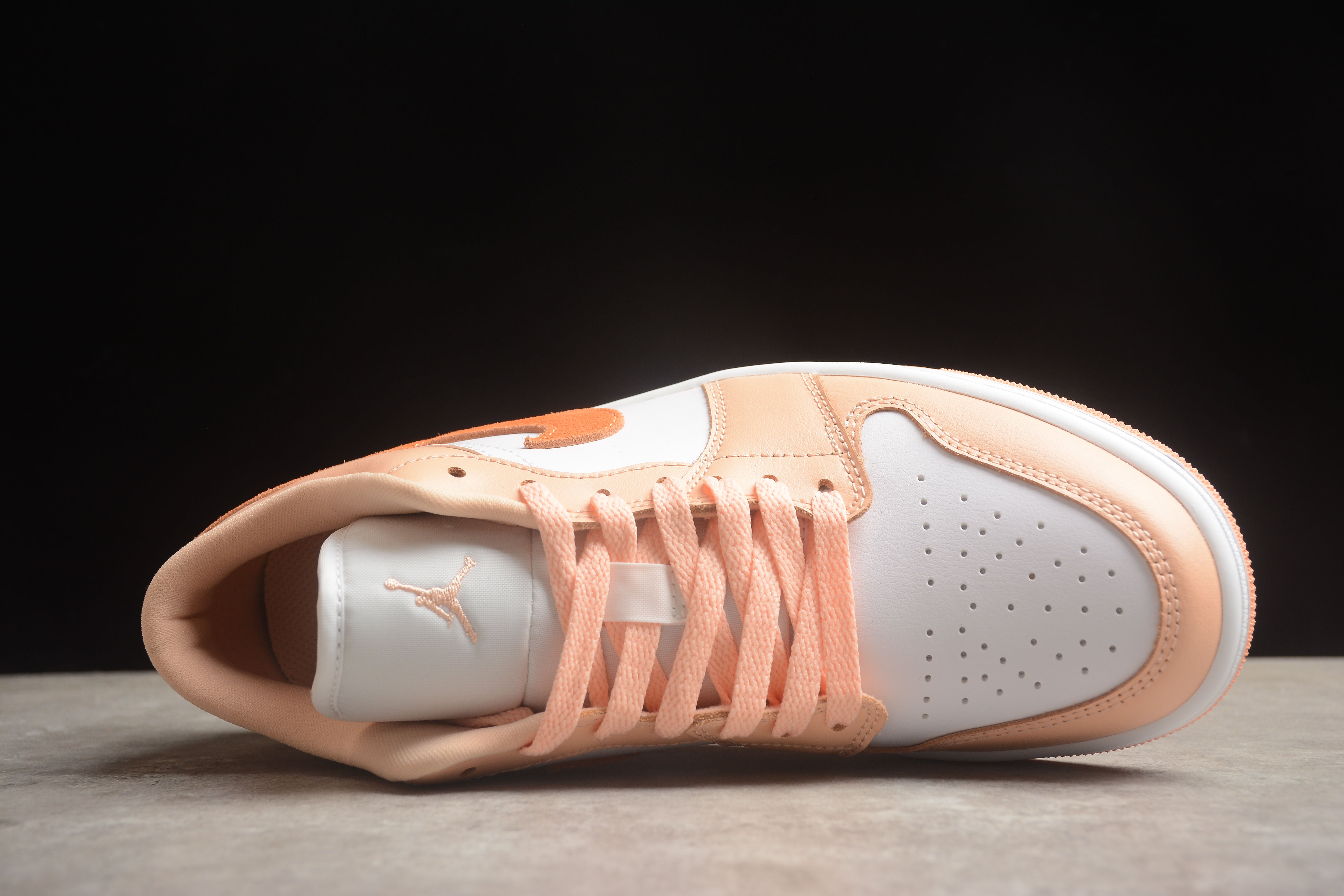 Air jordan low 1 peachy