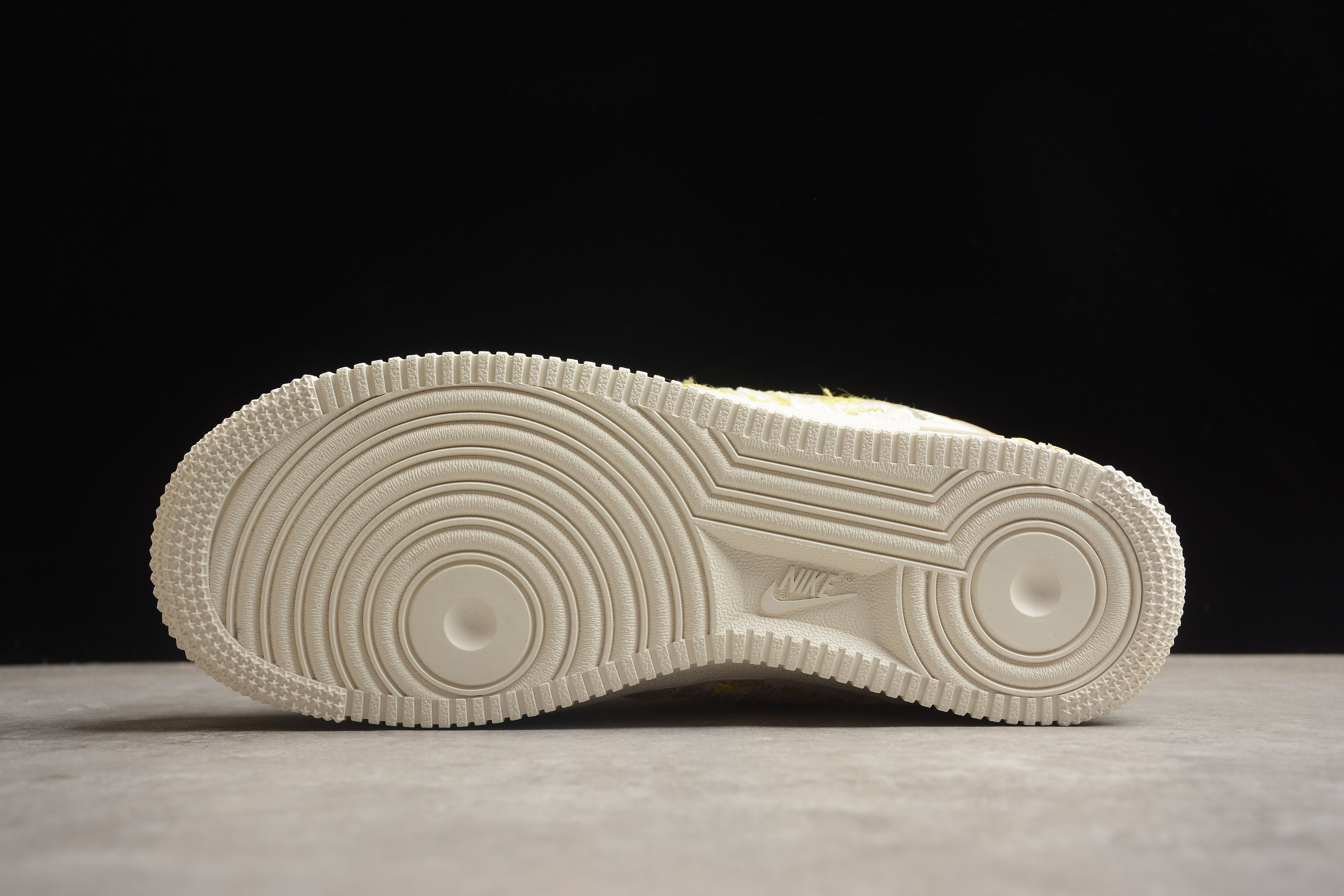 Nike airforce A1 vanilla shoes